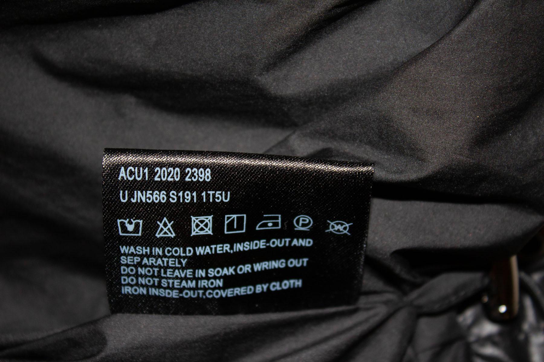 Black Prada Puffa Jacket with Detachable Sleaves For Sale 4
