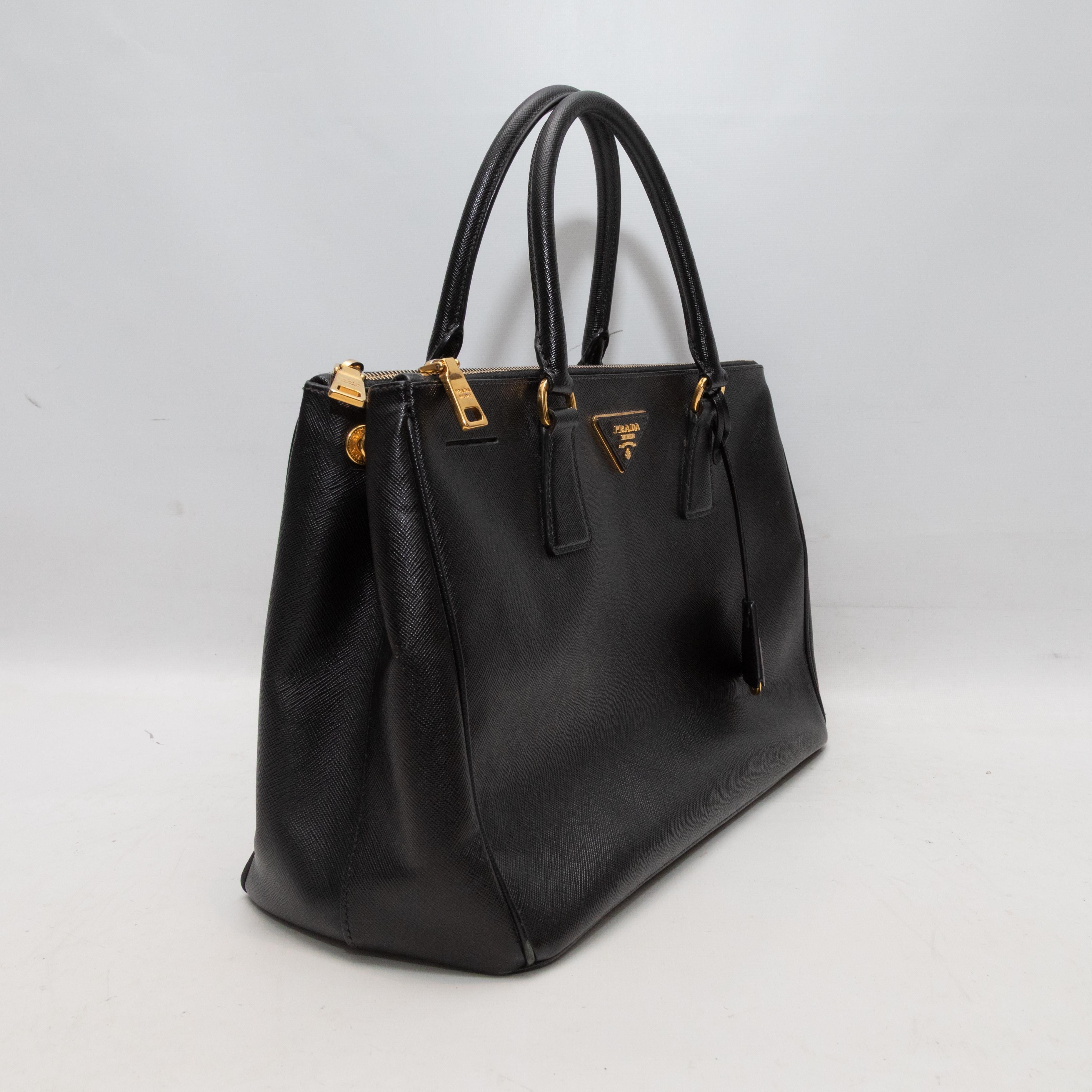 Black Prada Saffiano Neo Galleria Tote For Sale 2