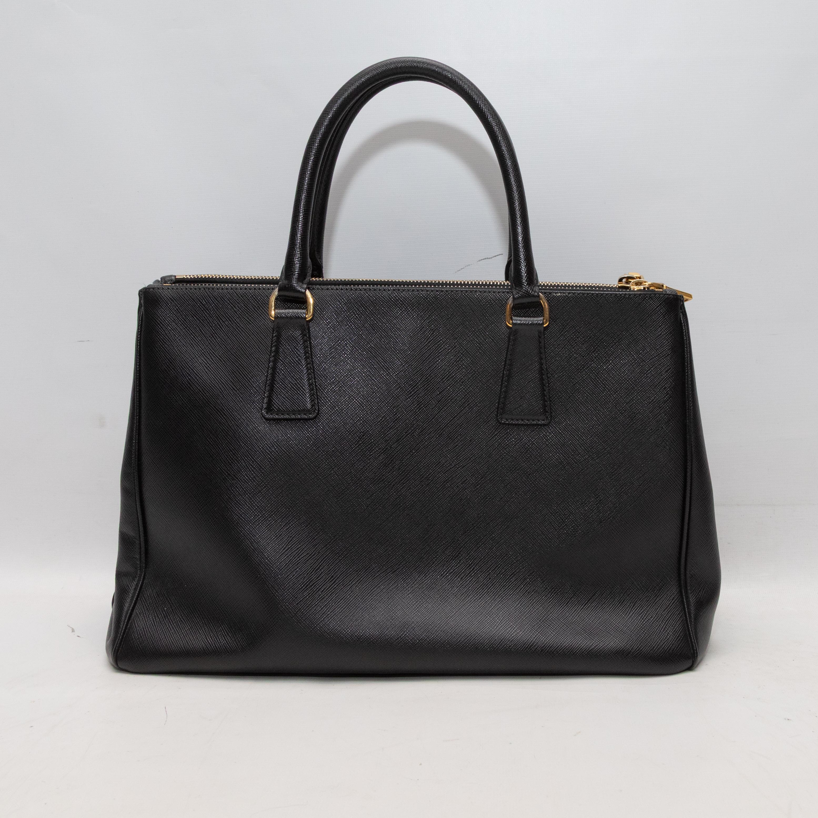 Black Prada Saffiano Neo Galleria Tote For Sale 3