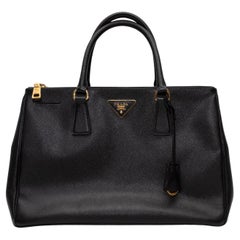 Black Prada Saffiano Neo Galleria Tote