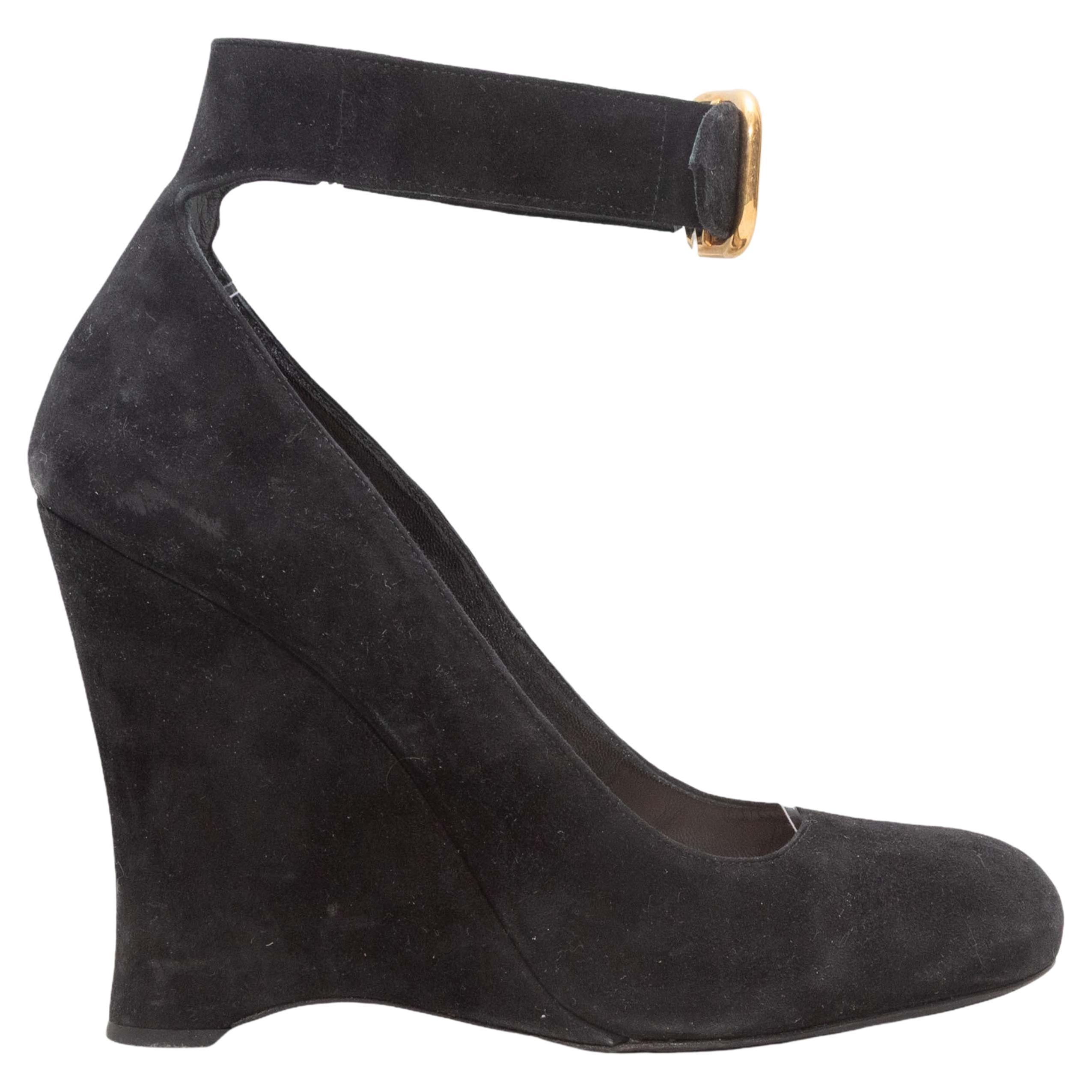 Sandales à semelles compensées en daim Prada noir Taille 39