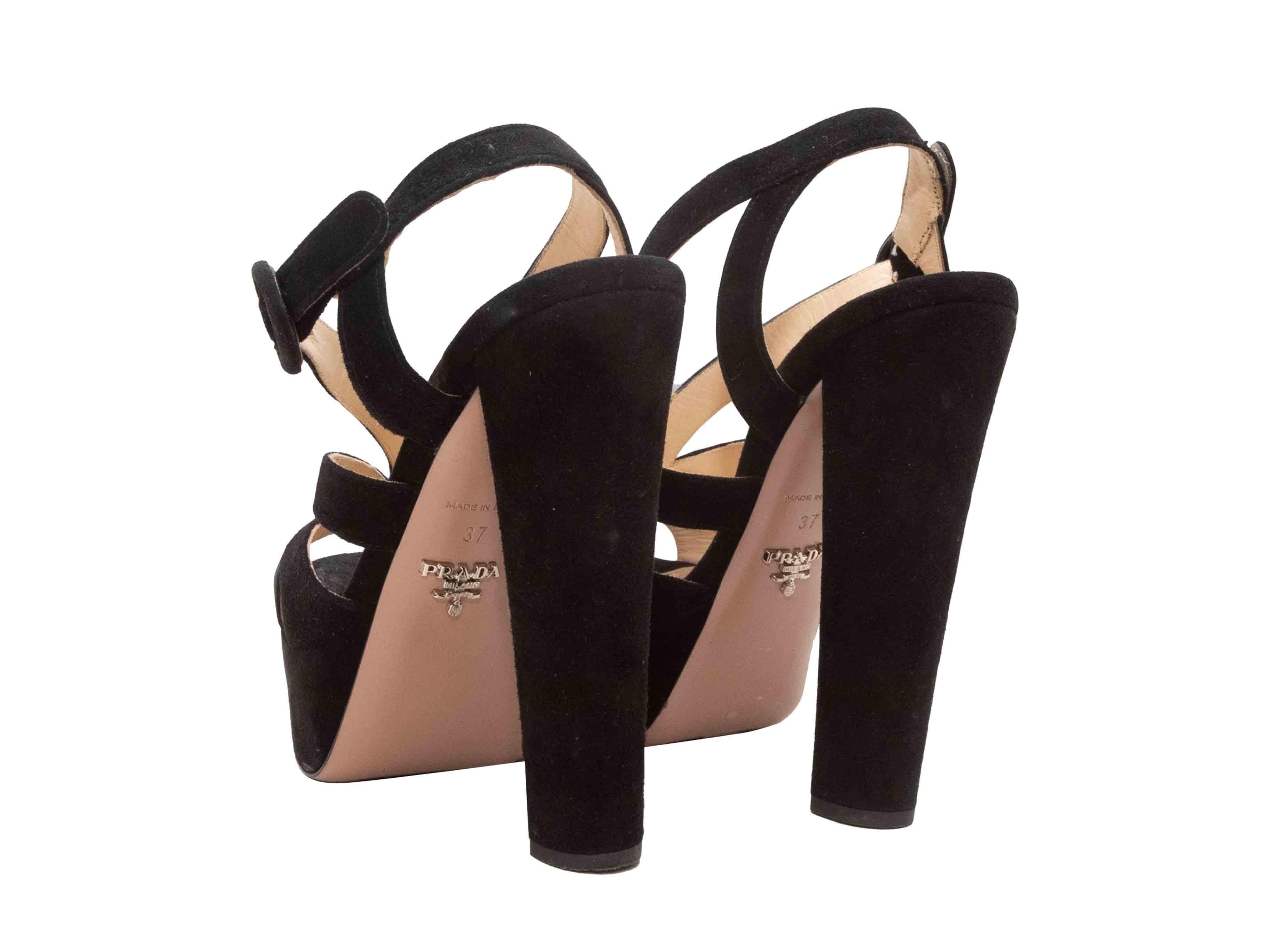 Sandali con plateau in pelle scamosciata nera di Prada misura 37 In condizioni buone in vendita a New York, NY