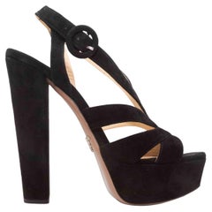 Sandali con plateau in pelle scamosciata nera di Prada misura 37