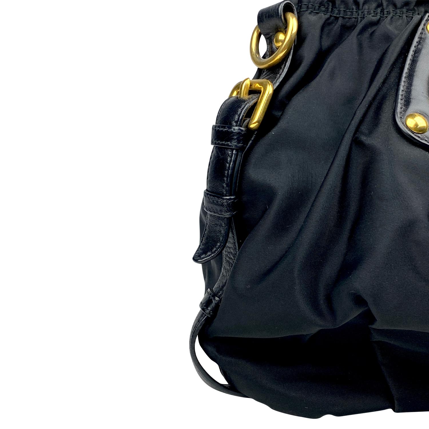 Black Prada Tessuto Satchel Bag In Good Condition For Sale In Sundbyberg, SE