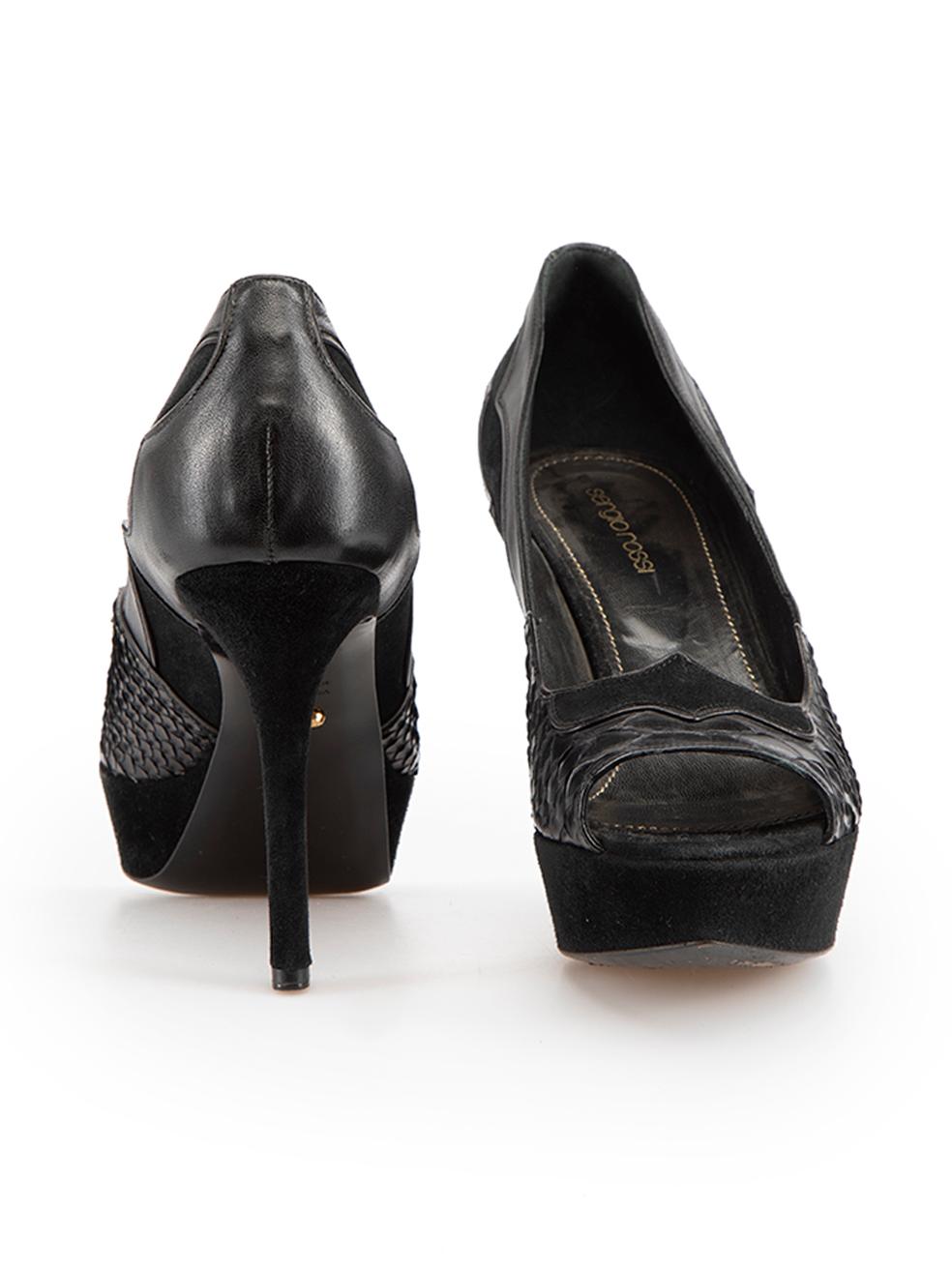 Black Python Peep-Toe Heels Size IT 40 In Good Condition For Sale In London, GB