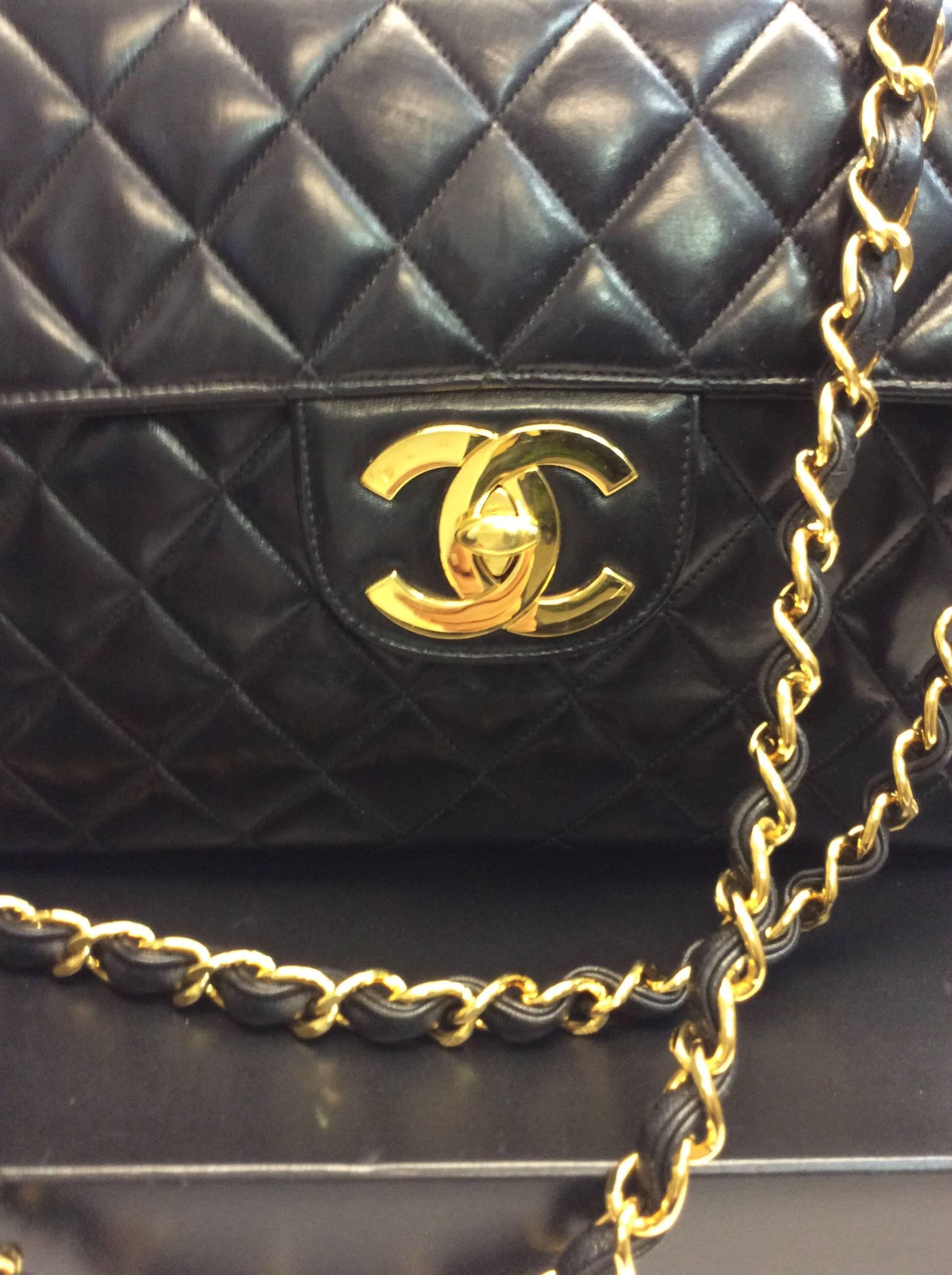 Black Quilted Flap Leather Chanel Bag With Box For Sale 1