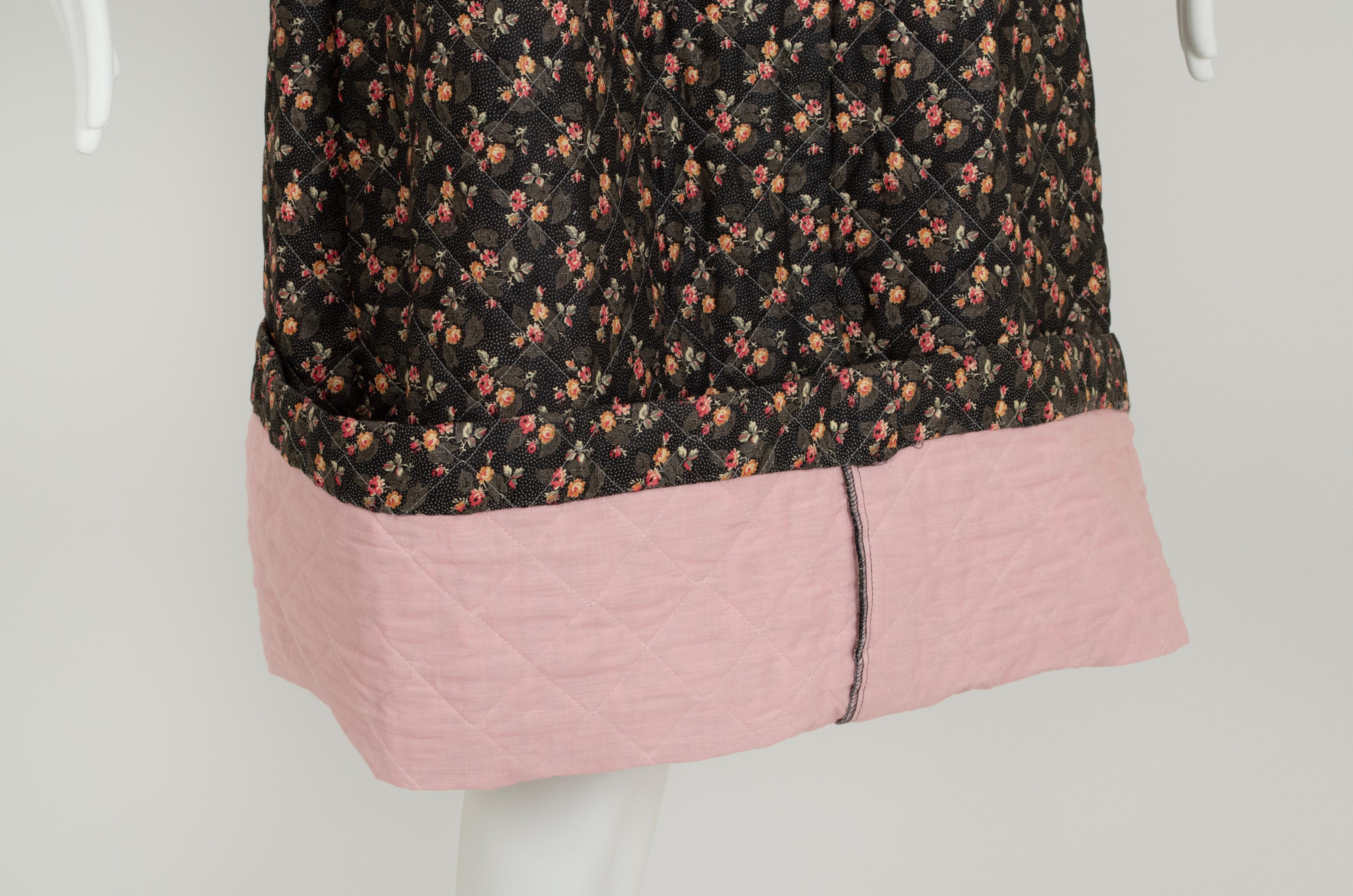 Schwarzes, gestepptes provenzalisches Hostessenkleid mit grünem Samtkragen - XS, 1950er Jahre im Angebot 8