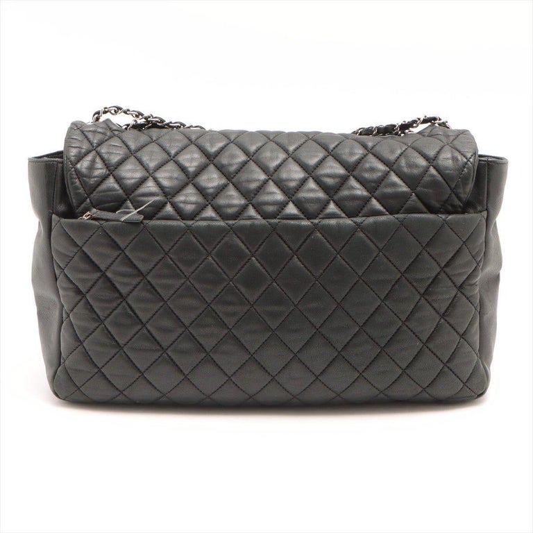 Black quilted soft Lambskin leather Chanel Jumbo Single Flap shoulder bag  at 1stDibs