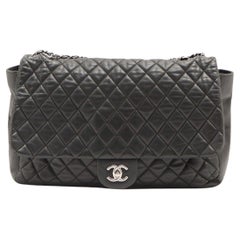 Black quilted soft Lambskin leather Chanel Jumbo Single Flap shoulder bag