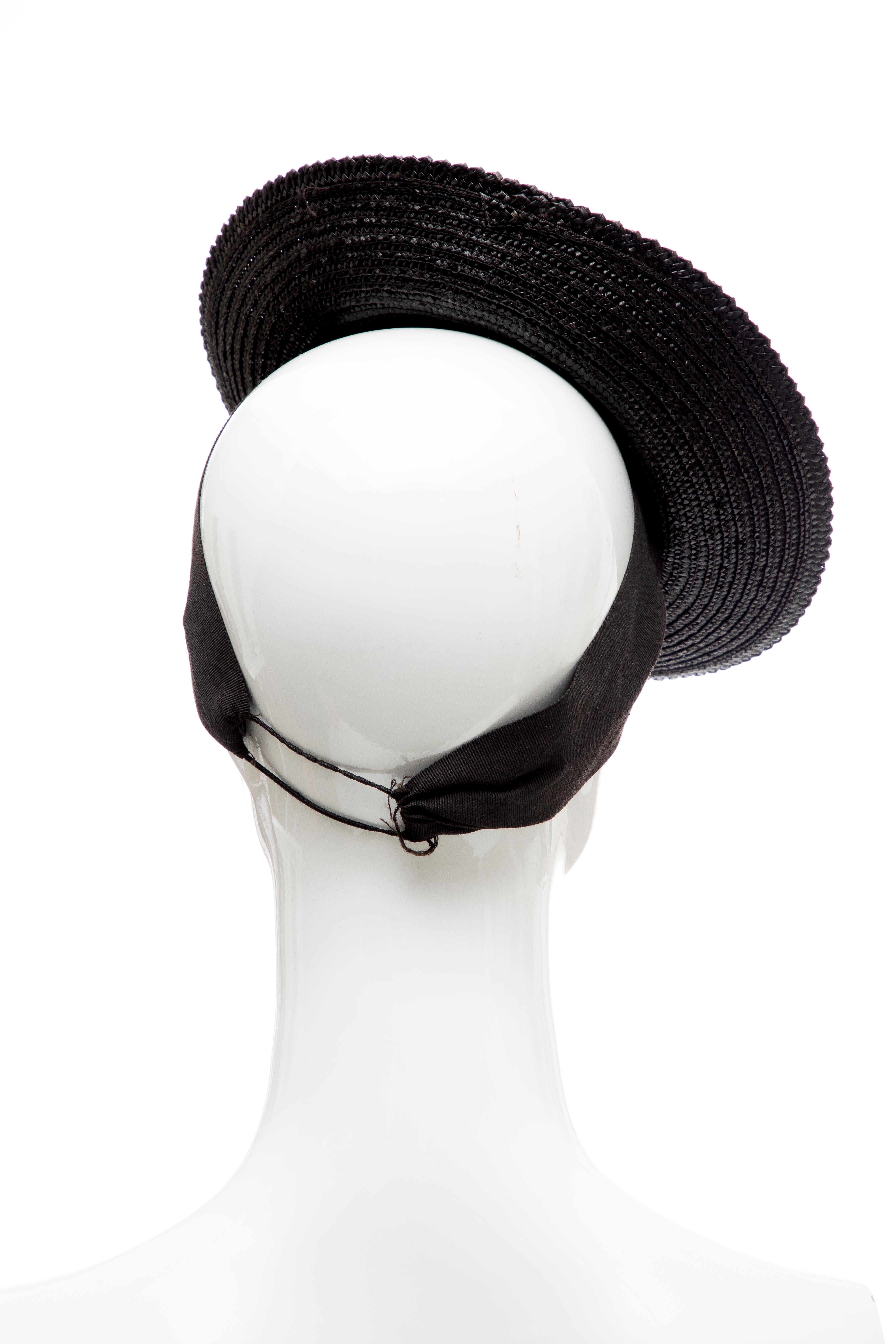 Black Raffia Tilt Hat, Circa: 1930's In Good Condition For Sale In Cincinnati, OH
