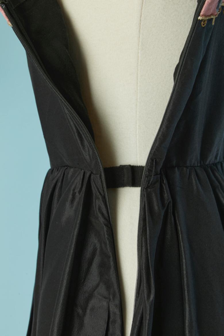 Abito nero in seta grezza con applicazioni CHRISTIAN DIOR in vendita 4