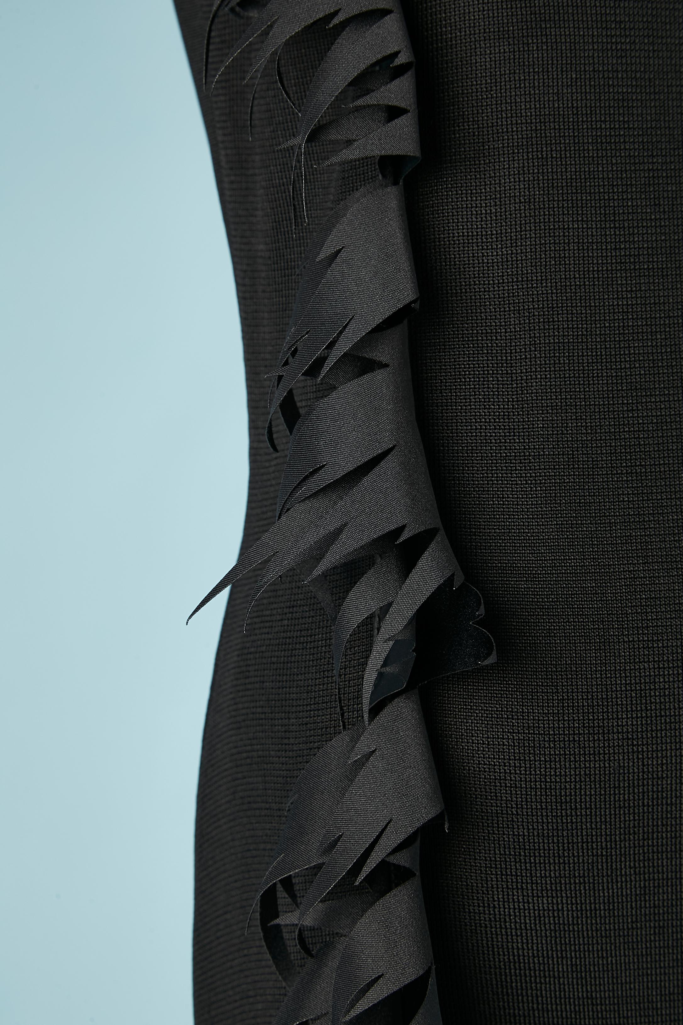 Noir Thierry Mugler Couture - Robe de cocktail en maille de rayonne noire à flamme en satin noir  en vente
