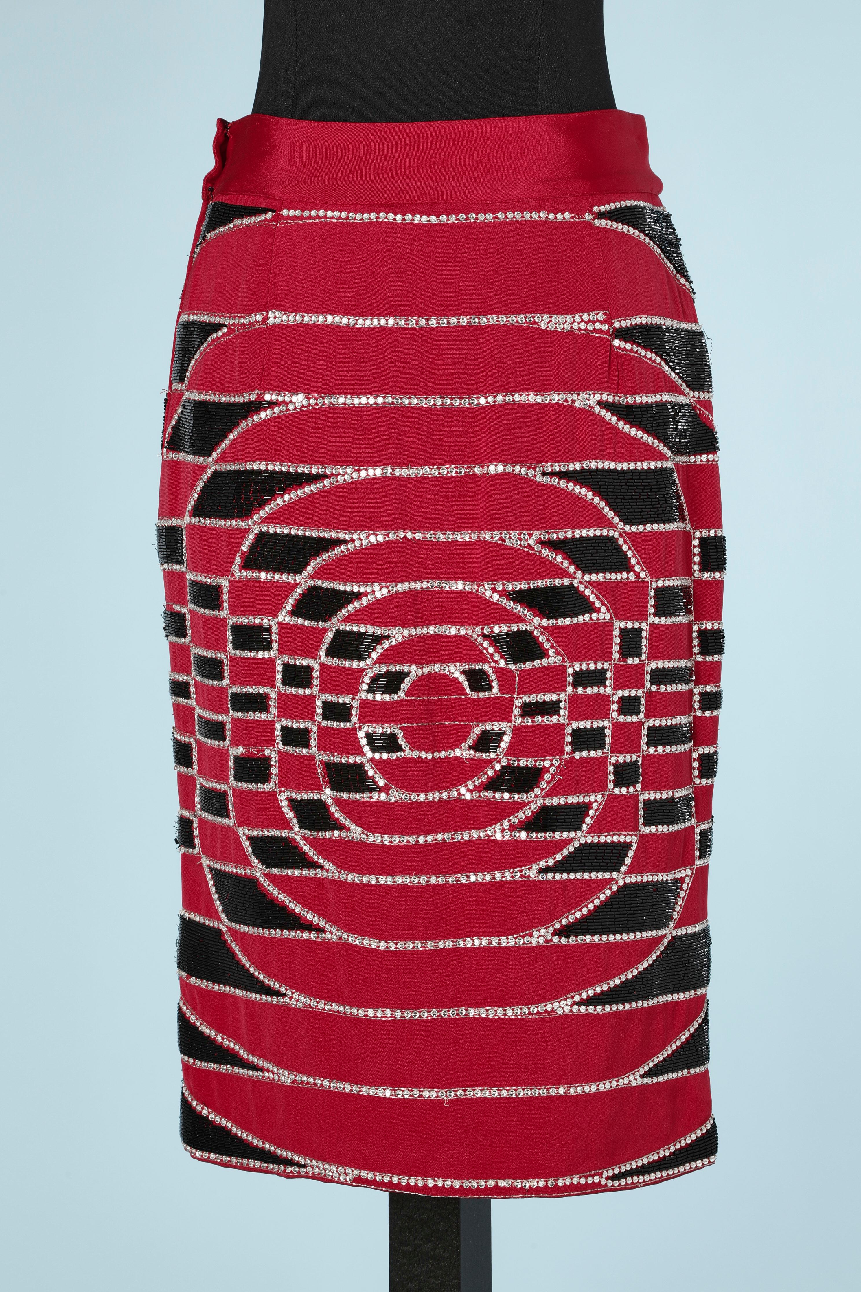 Women's Black, red and silver  beaded skirt Gianni Versace Sera For Sale