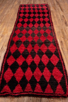Black Red Checkered Diamond Moroccan Long Run - Tribal