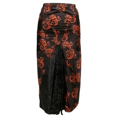 Schwarzer & roter Vetement Nylonrock mit Paisleymuster und Tupfenmuster und Tupfenmuster Größe US XS