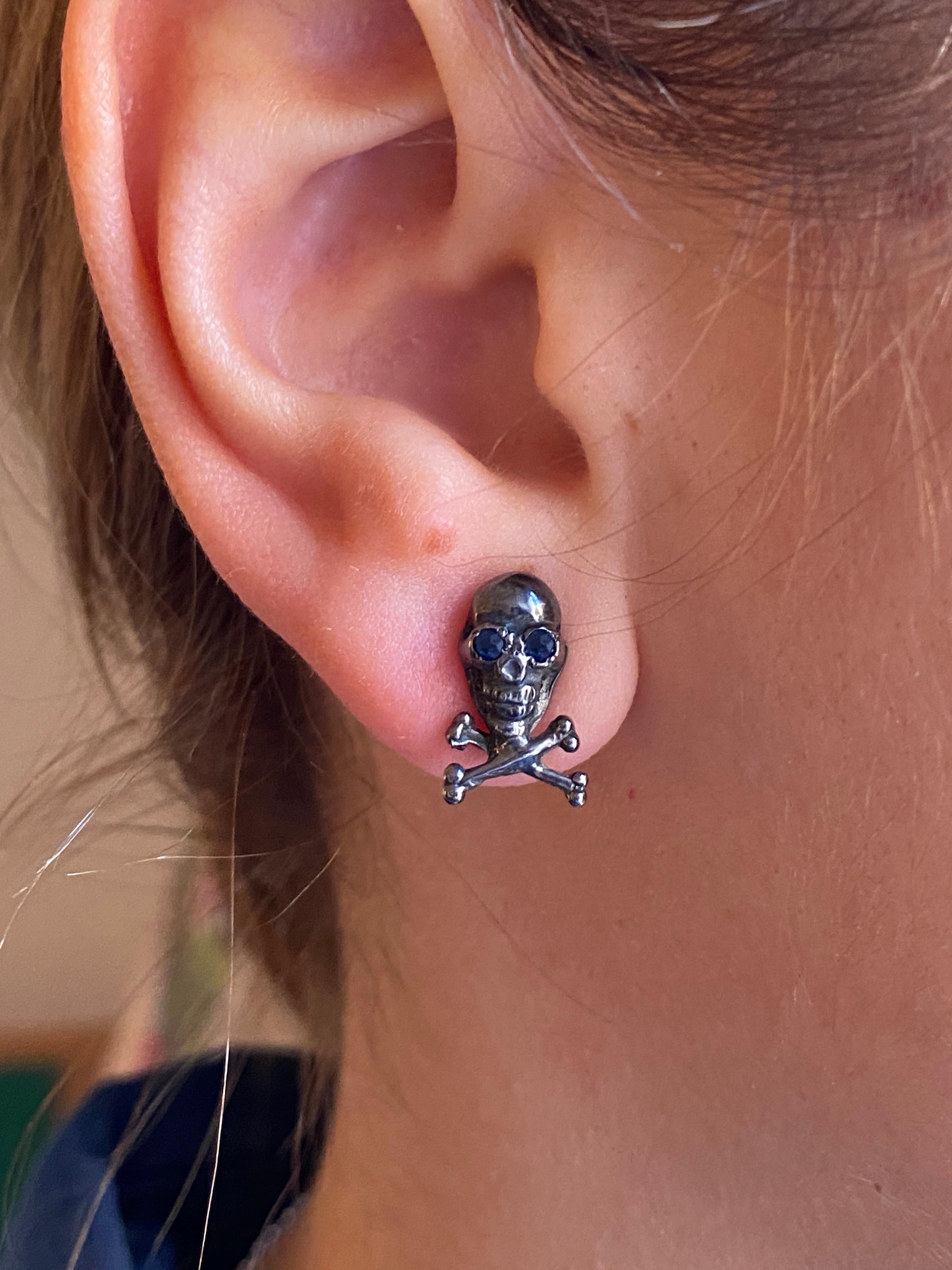 Black Rhodium Blue Sapphire Skull Skelton Crossed Bones Stud Man Single Earring For Sale 1