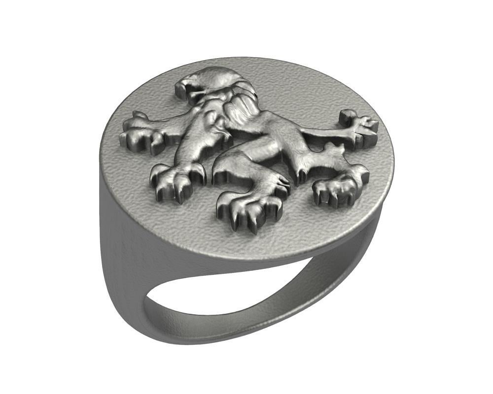 En vente :  Signature Rampant en rhodium noir avec anneau en forme de lion 3