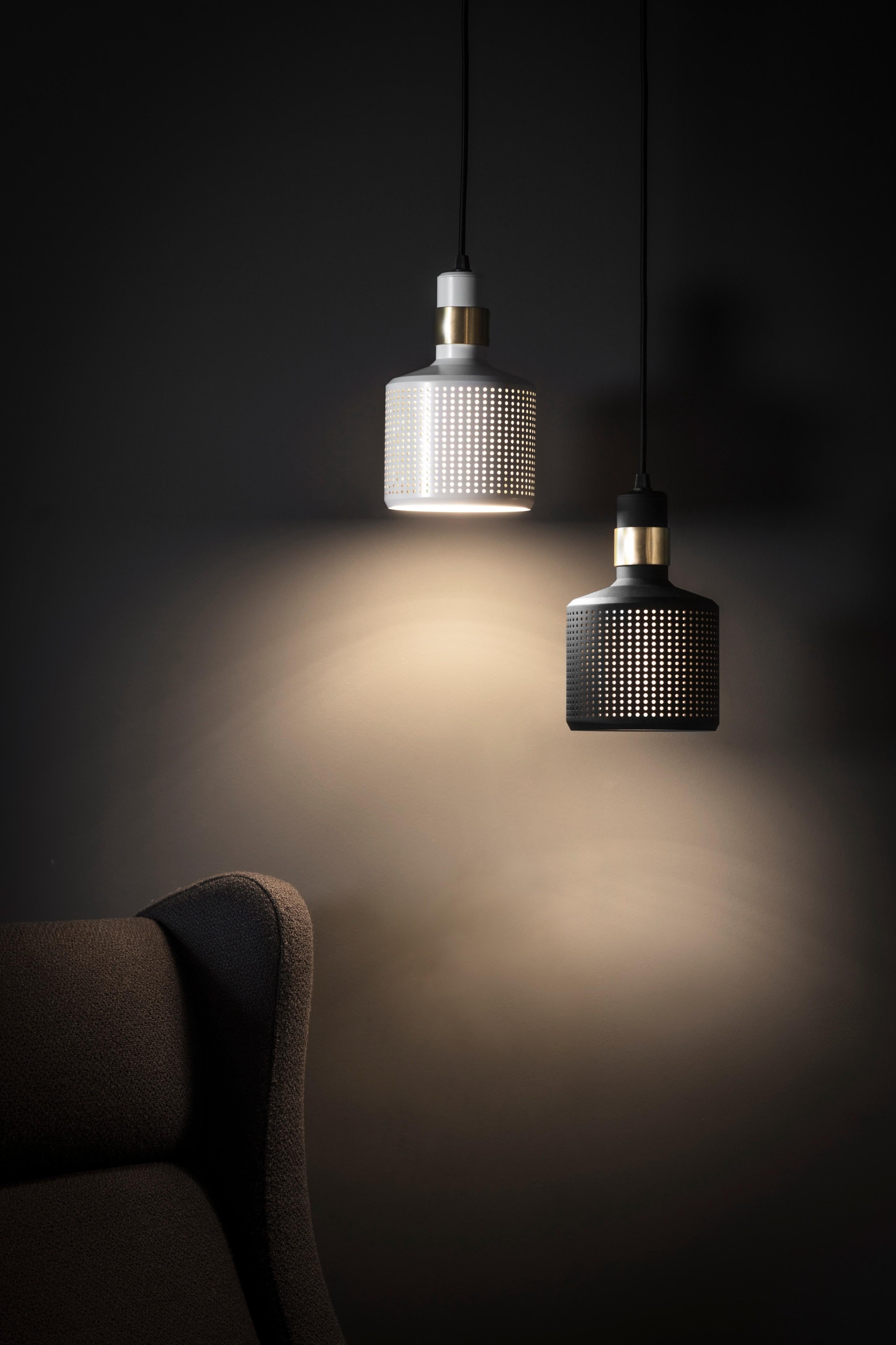Black Riddle Cluster Light 5 di Bert Frank in vendita 2