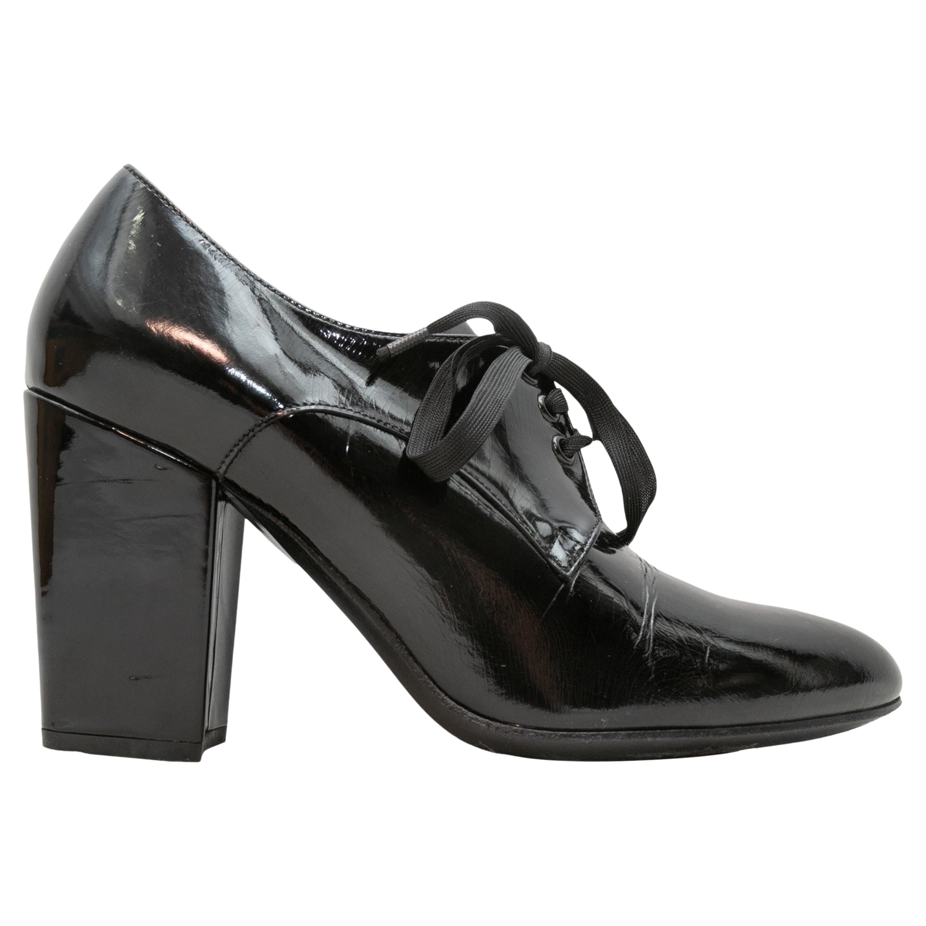 Black Robert Clergerie Patent Pointed-Toe Oxford Pumps Size 7 For Sale