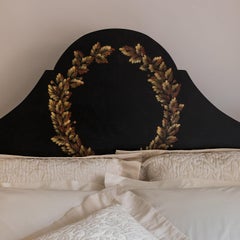 Letto matrimoniale Roma nero con corona d'alloro