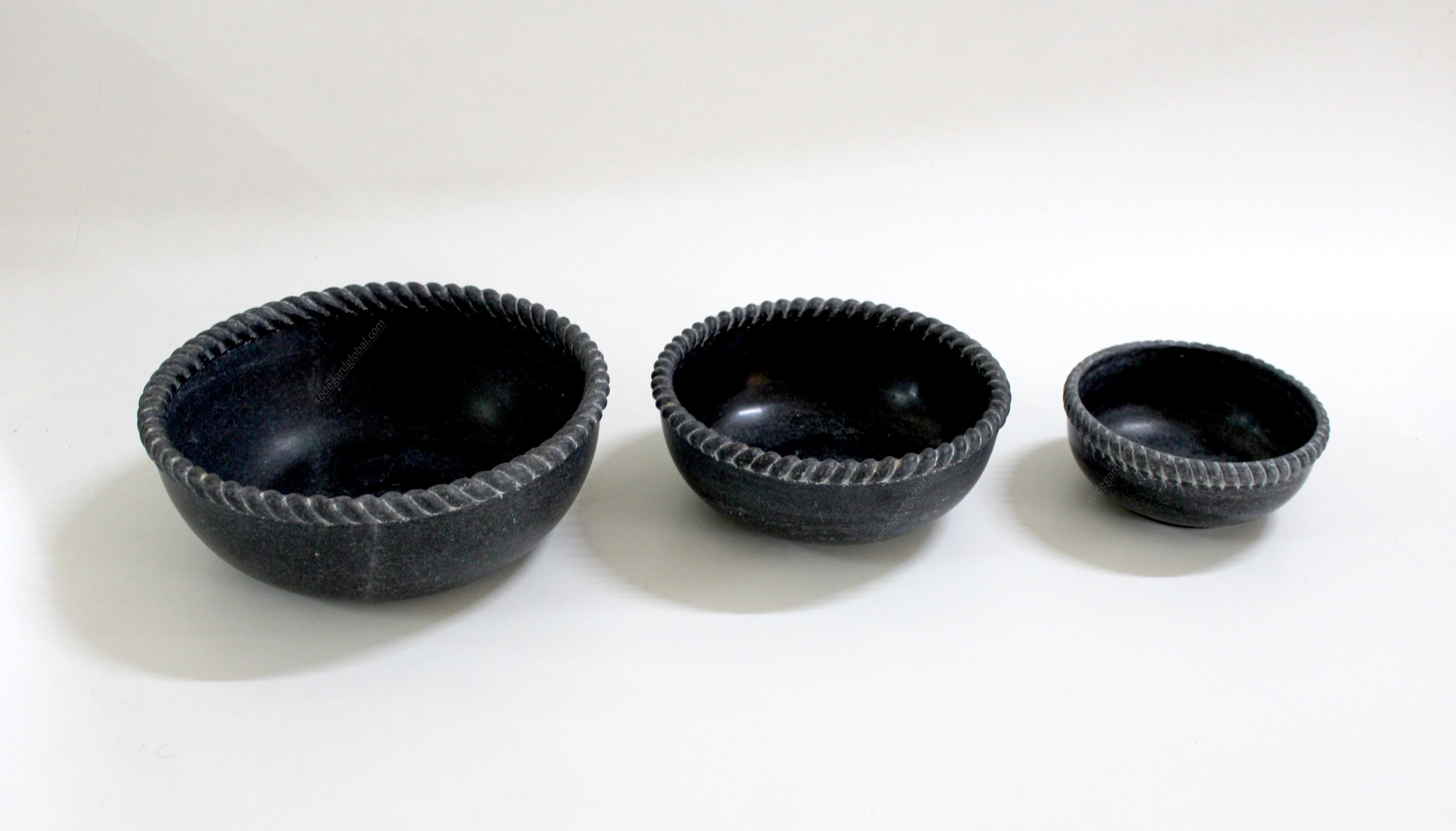 Rope Bowl in Black Marble Handcrafted in India by Stephanie Odegard For Sale 9