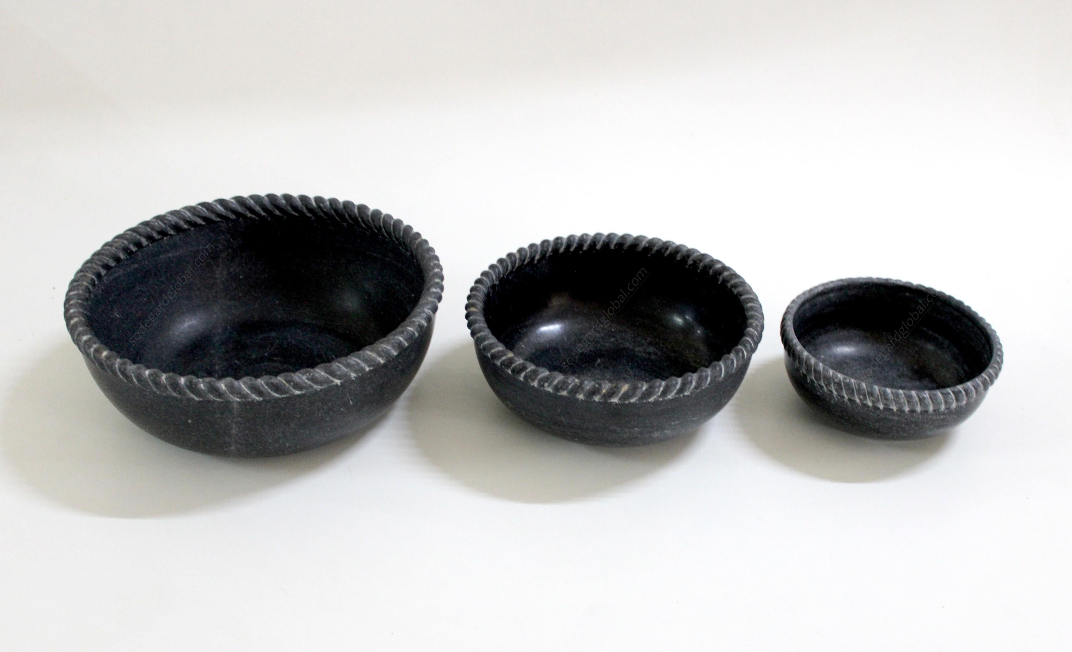 Rope Bowl in Black Marble Handcrafted in India by Stephanie Odegard For Sale 3