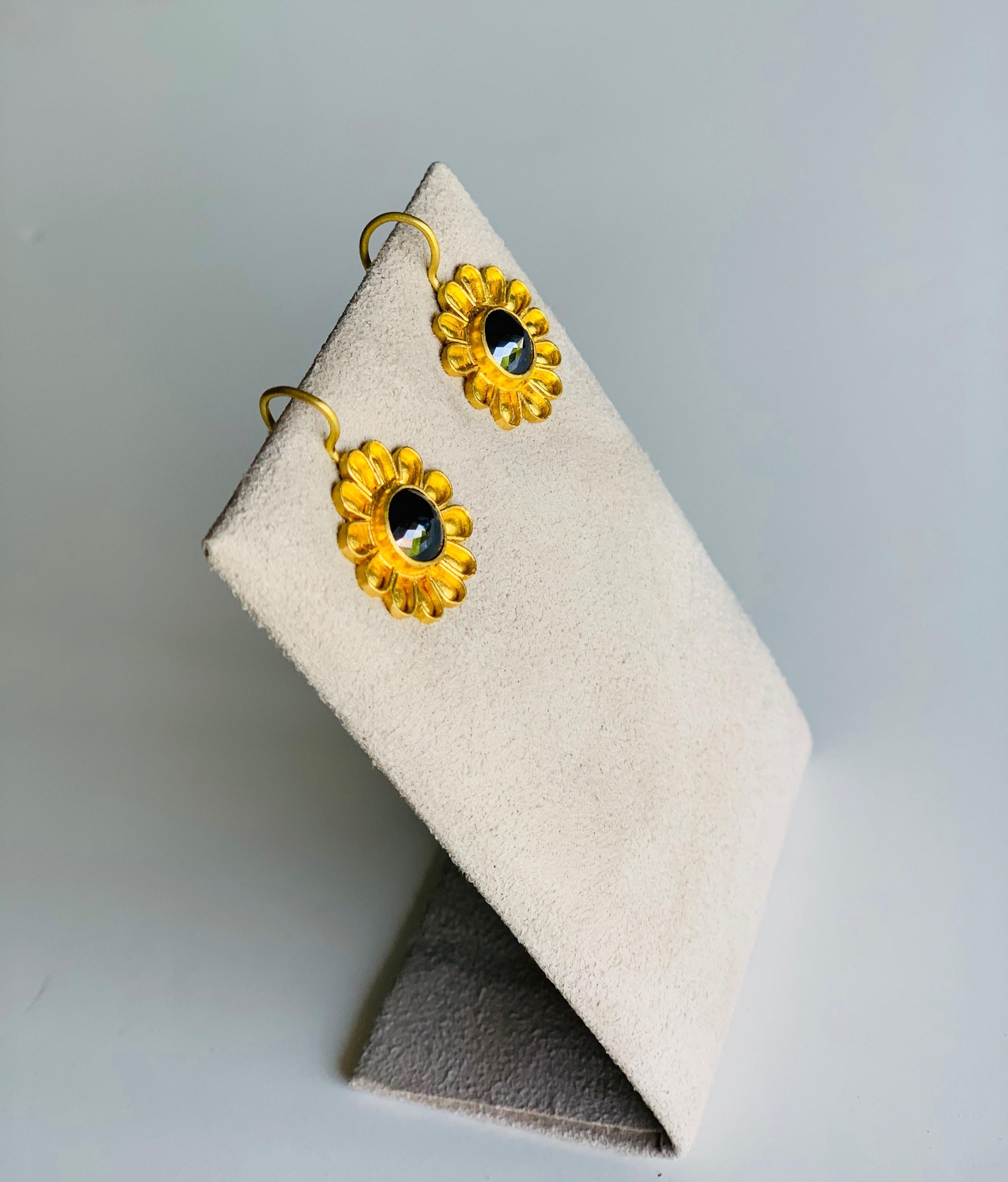 Artisan Black Rose Cut Diamond Daisy Earrings