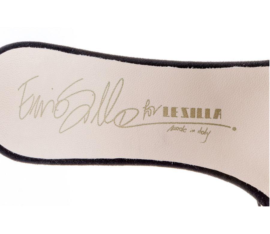 Buckskin With box Heel height cm 14 (25 cm plateau) - 5.5 inches (0.98 plateau) Original price 490 euro
