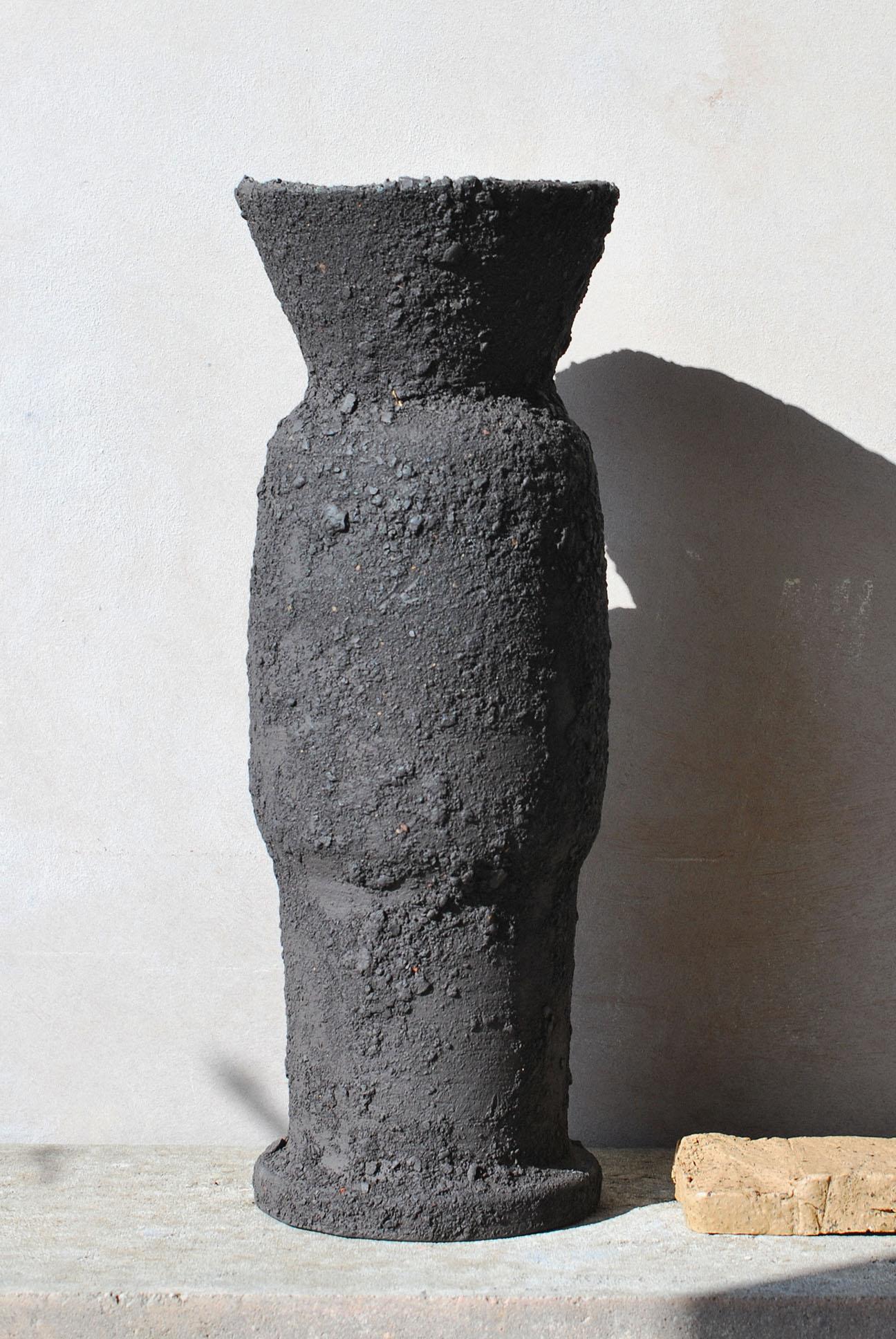 Stoneware Black Sandstone Vessel Vase by Moïo Studio