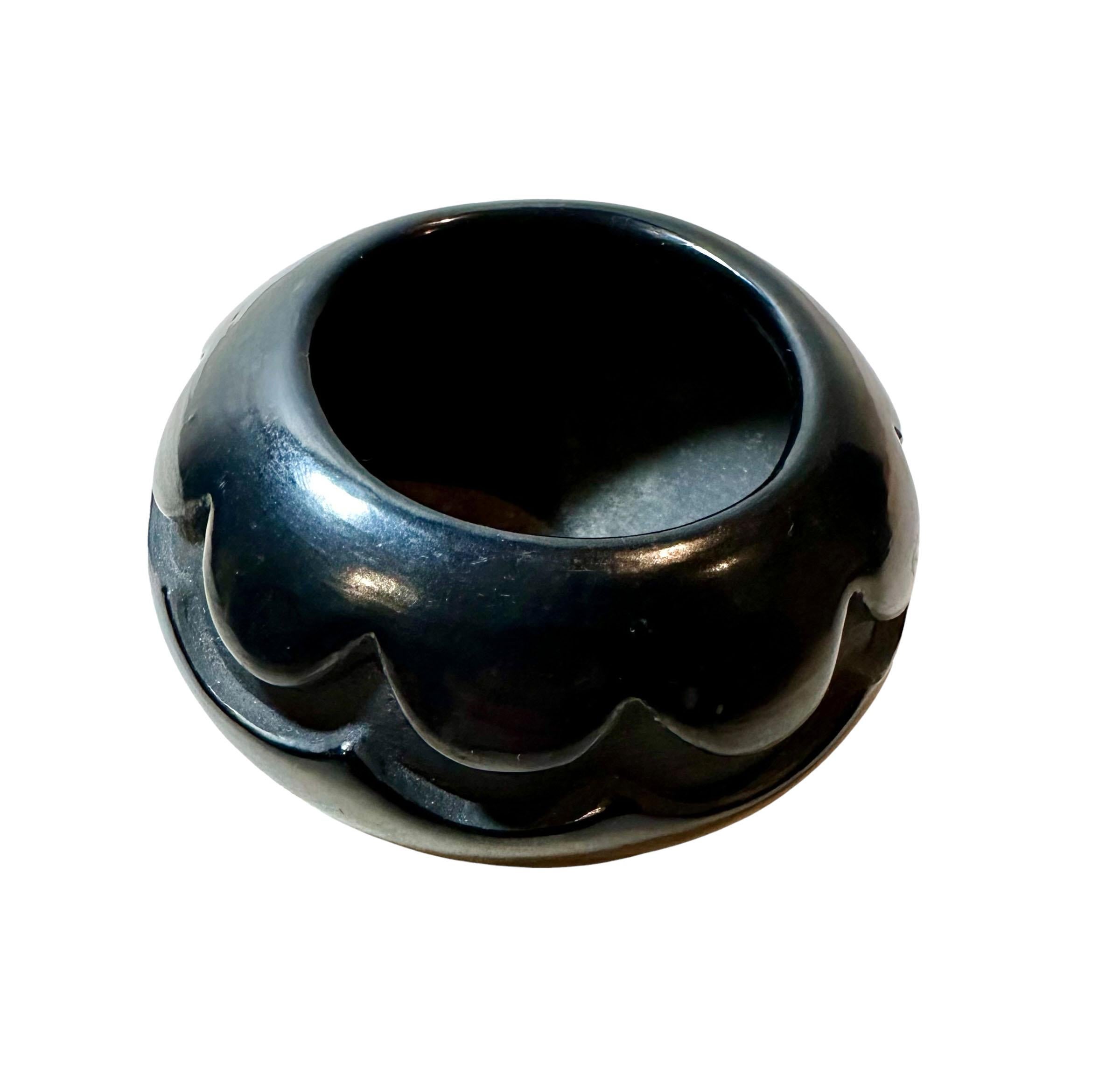 Americano Ciotola di ceramica nera Santa Clara in vendita