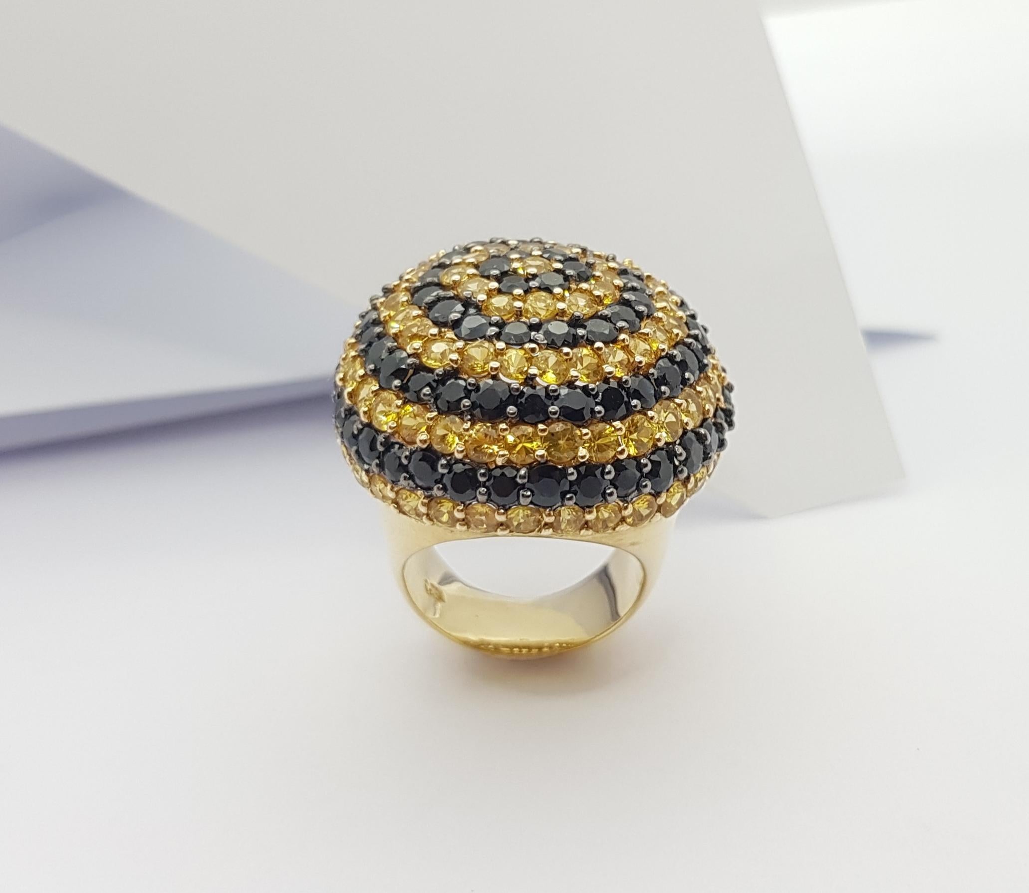 Schwarzer Saphir  Ring mit gelbem und gelbem Saphir in Silberfassung im Angebot 2