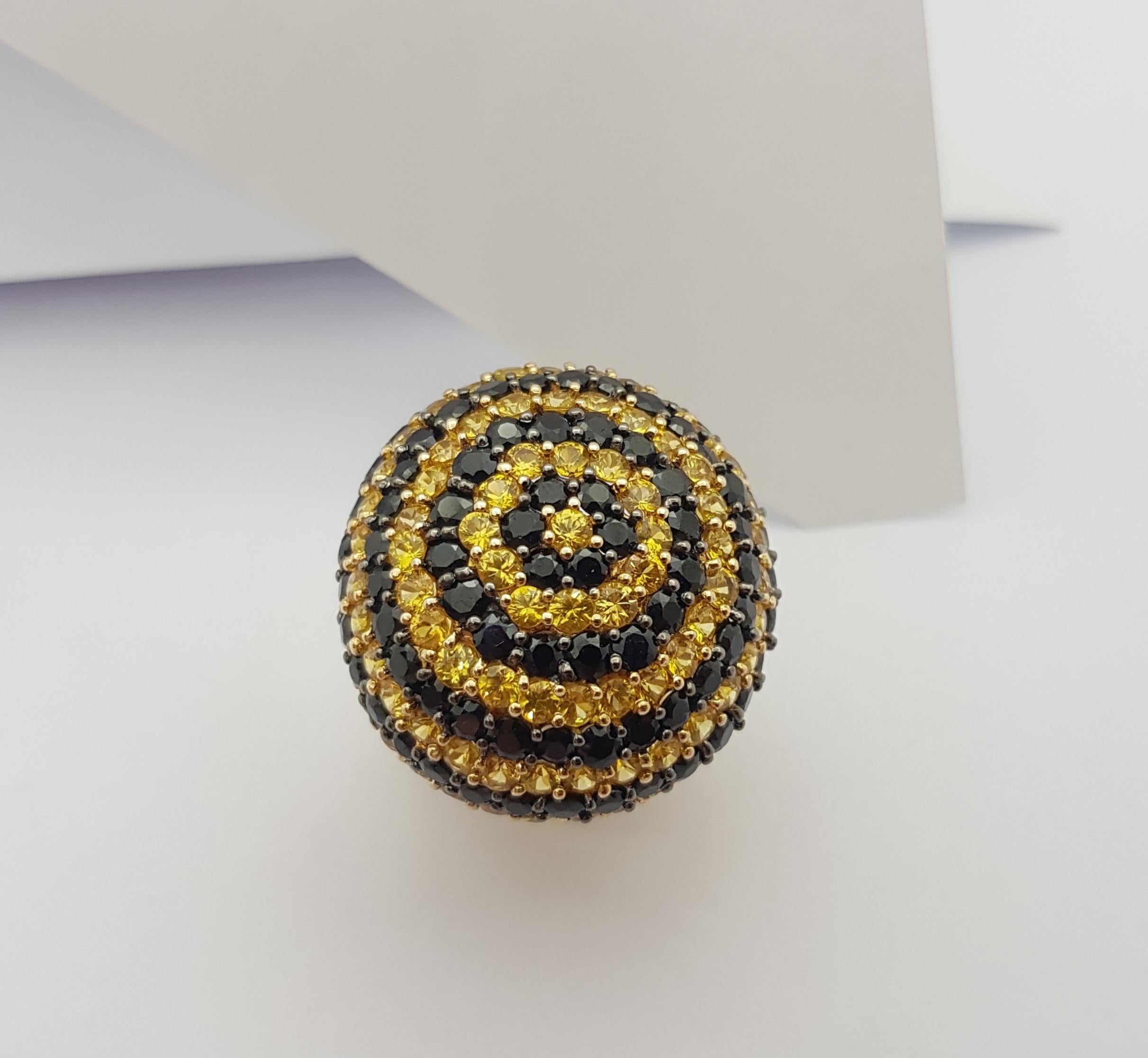 Schwarzer Saphir  Ring mit gelbem und gelbem Saphir in Silberfassung im Angebot 3
