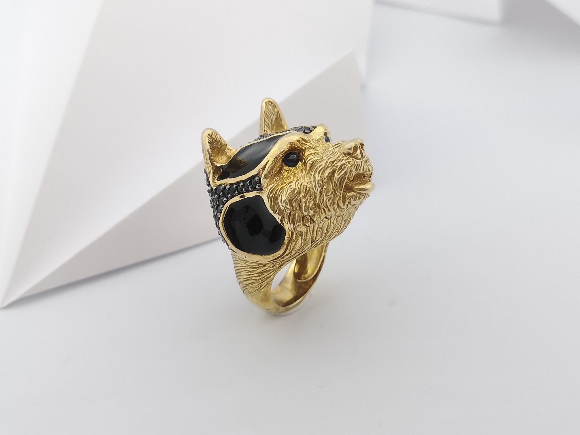 Black Sapphire, Cabochon Ruby and Onyx Dog Ring set in Silver Settings For Sale 4