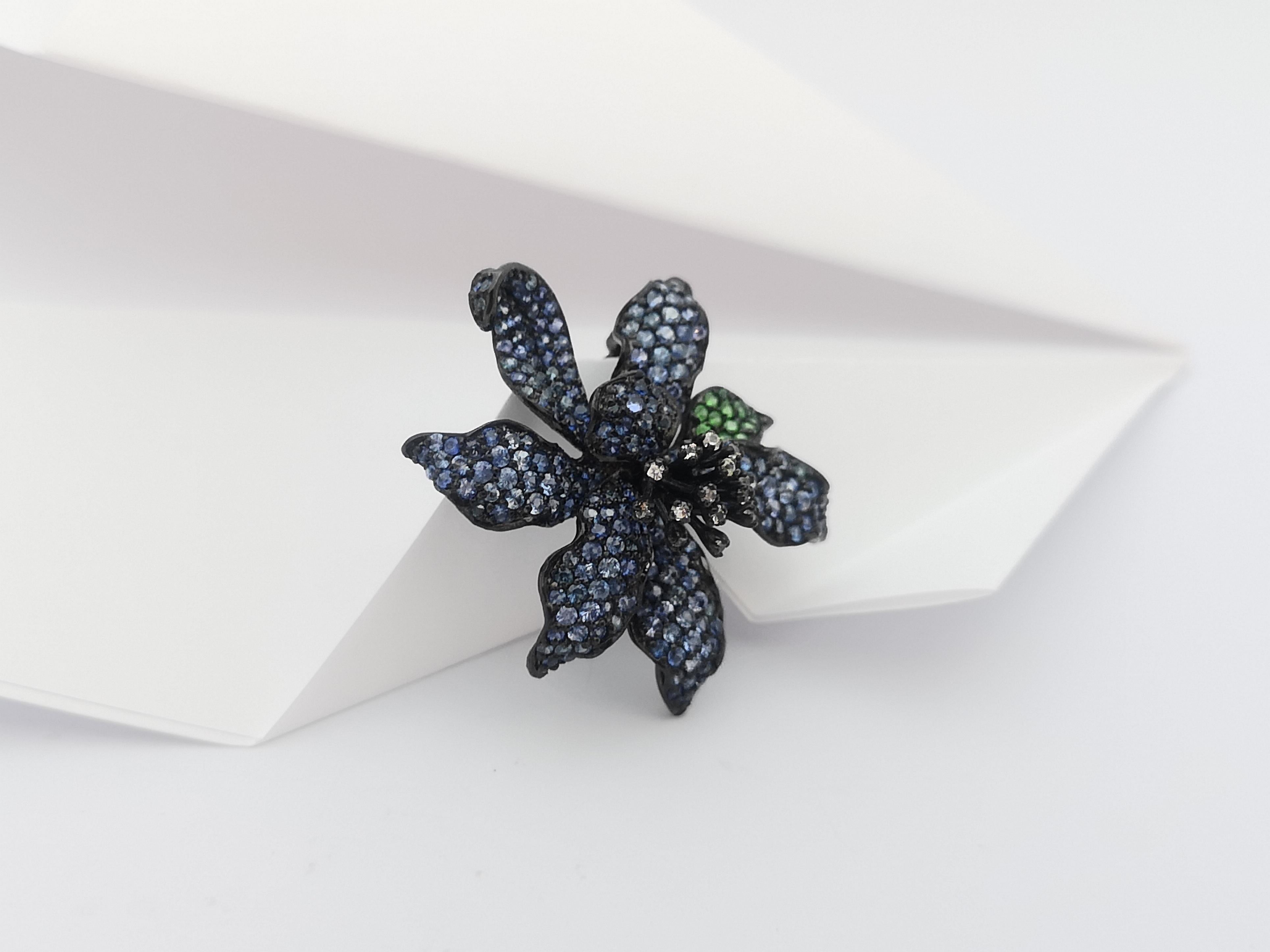 Contemporary Black Sapphire, White Sapphire and Tsavorite Pendant/Brooch in Silver Settings For Sale