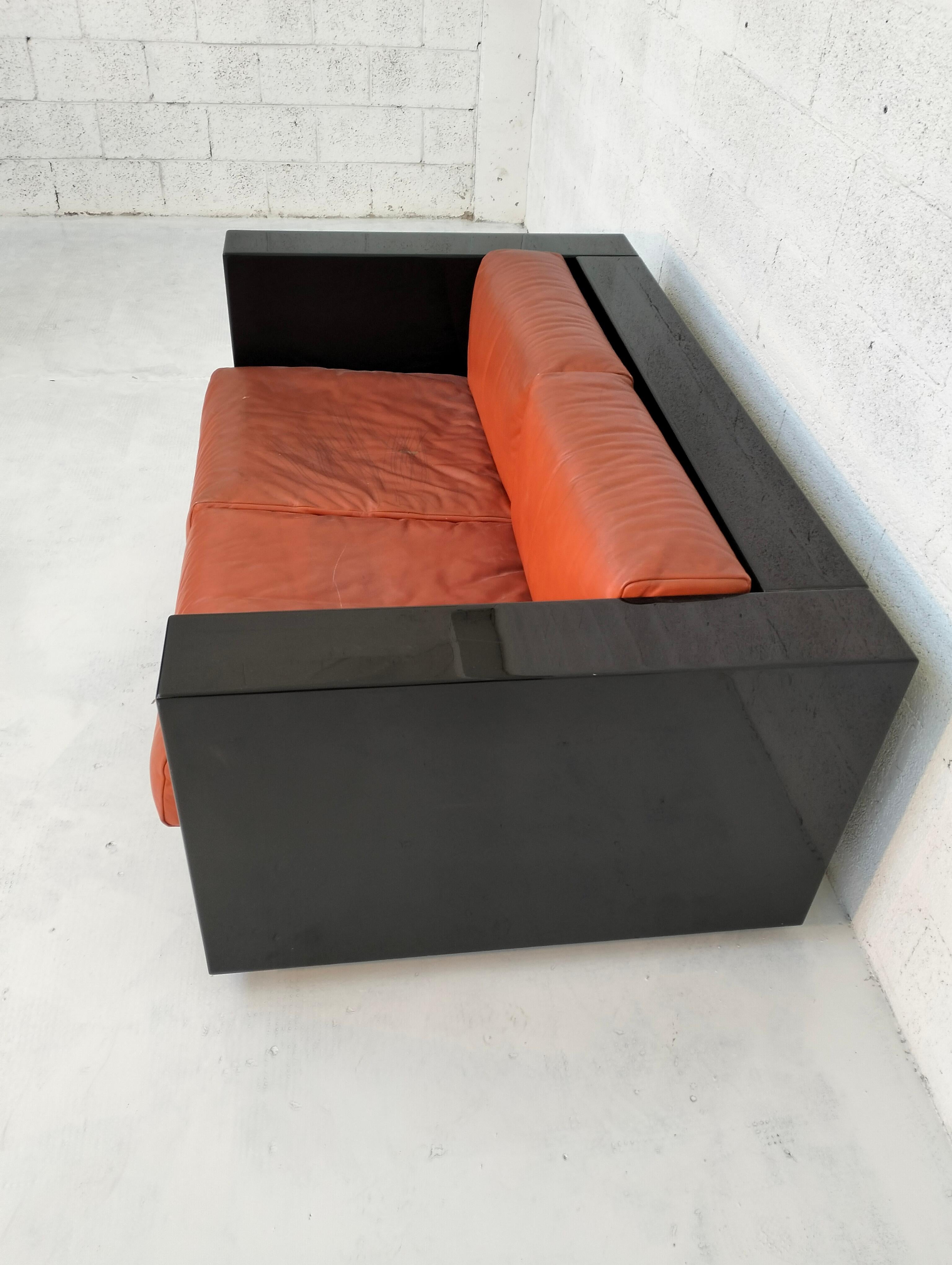 Black “Saratoga” sofa by Massimo and Lella Vignelli for Poltronova 60s, 70s For Sale 2