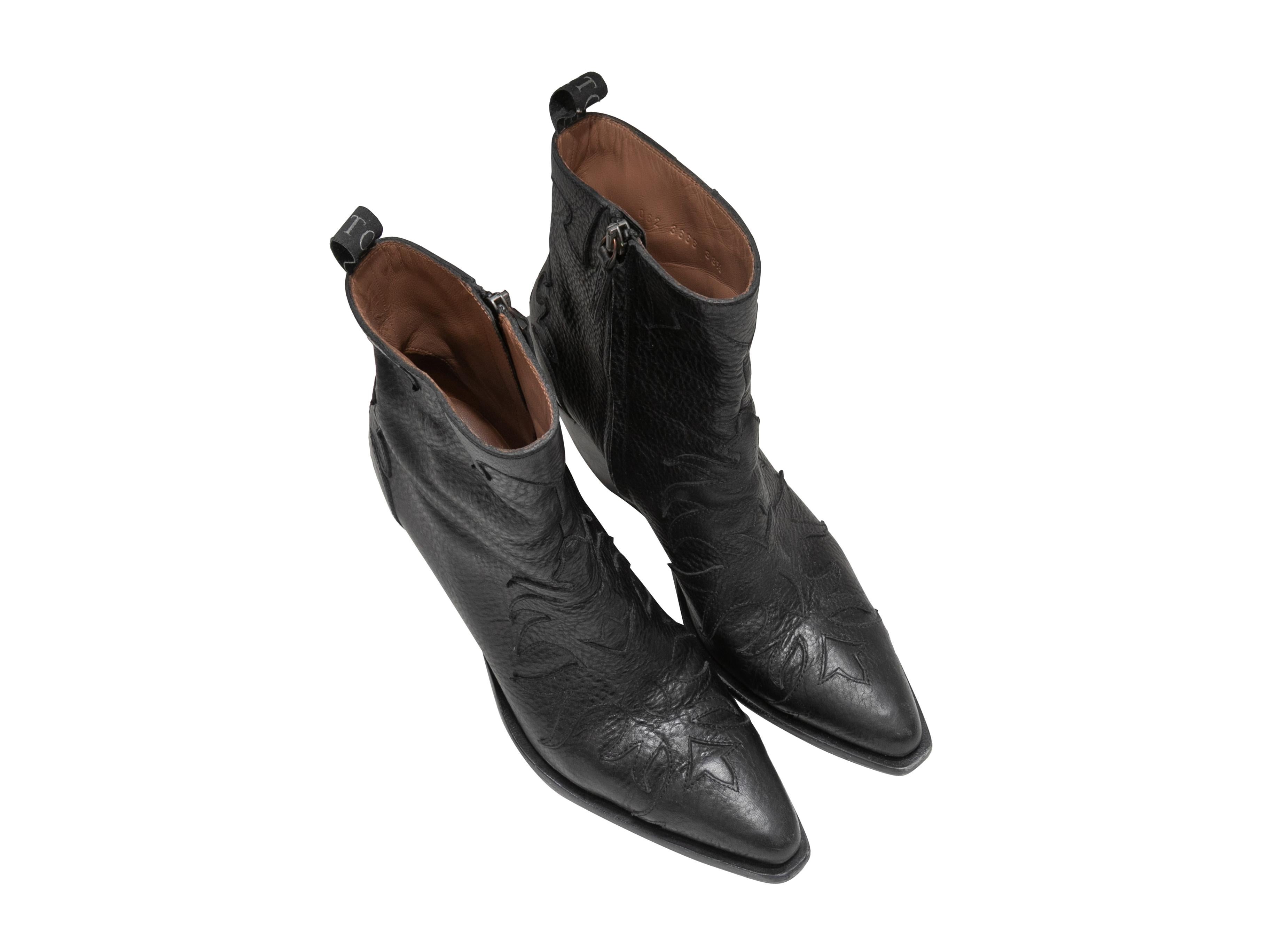 Bottines western en cuir noir à bout pointu de Sartore. Talons superposés. Fermeture à glissière sur les côtés intérieurs. Hauteur de la tige : 5,5