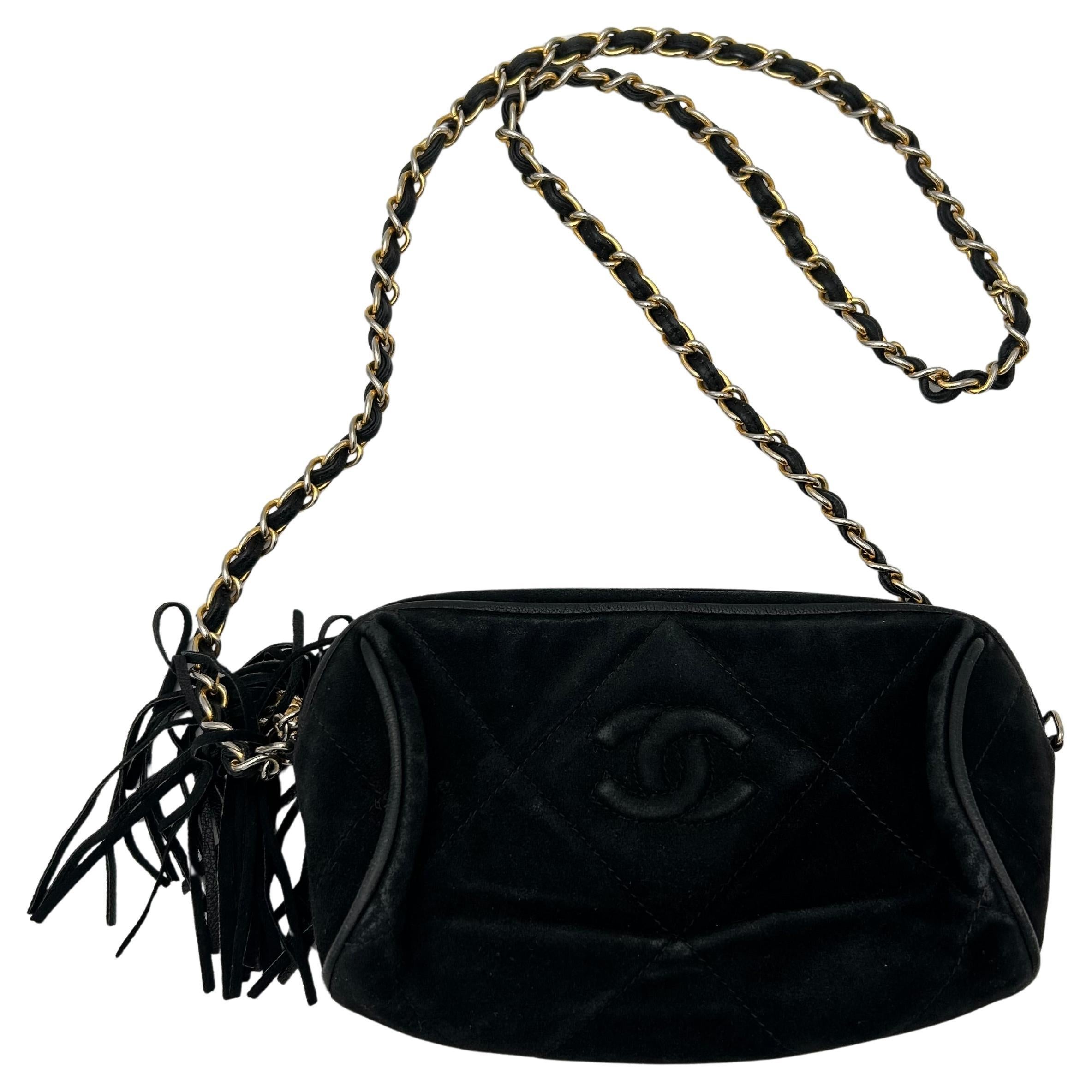 Chanel Bommeltasche aus schwarzem Nubuk im Angebot