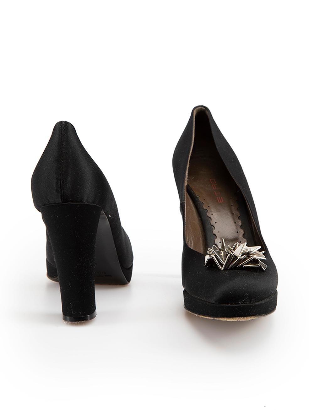 Etro Black Satin Embellished Accent Pumps Size IT 38 In Good Condition For Sale In London, GB