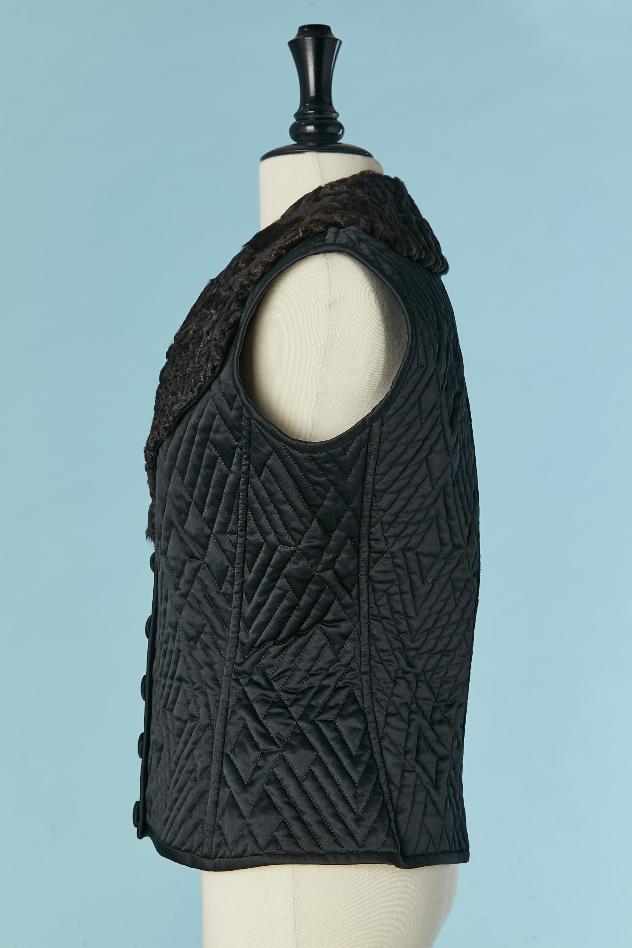 Women's Black satin quilted vest with fur collar Valentino Boutique For Sale
