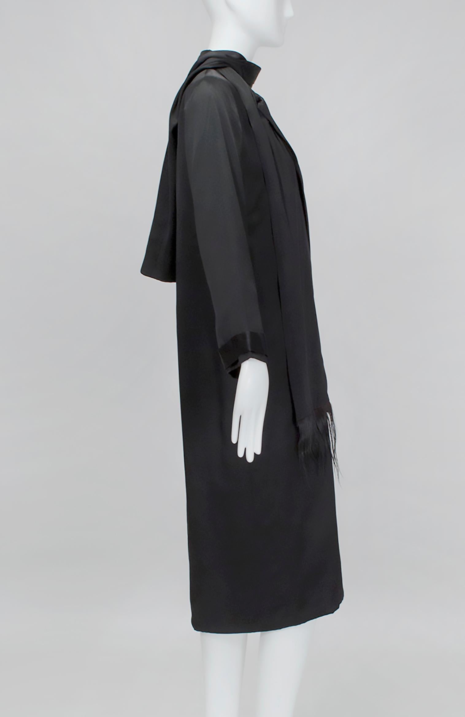 Black Satin Wrapping Cocoon Flapper Coat with Eyelash Fringe Sash – XS, 1920s In Excellent Condition For Sale In Tucson, AZ