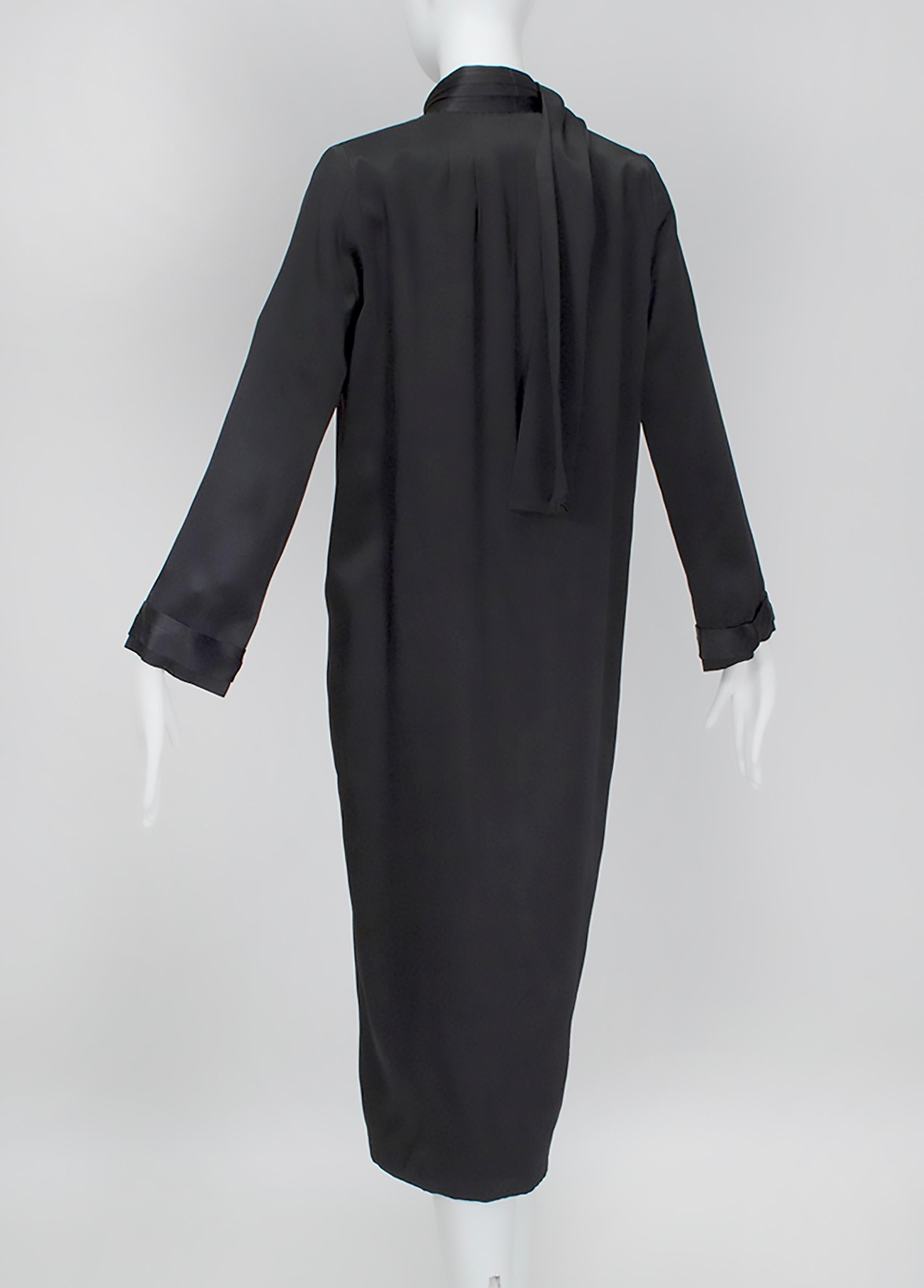 Women's Black Satin Wrapping Cocoon Flapper Coat with Eyelash Fringe Sash – XS, 1920s For Sale