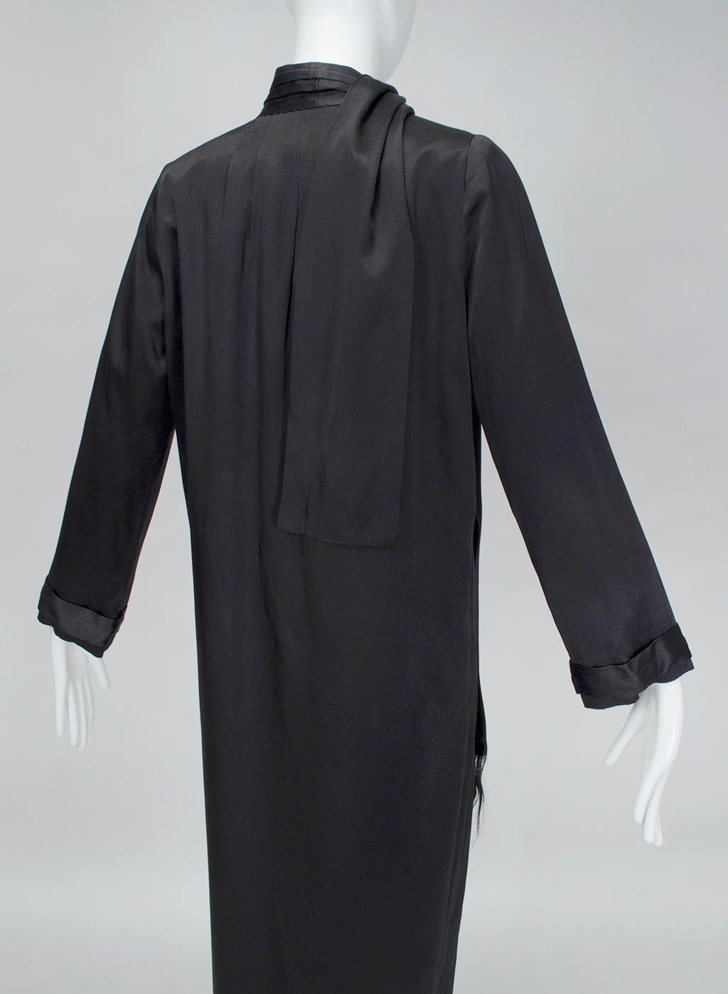 Black Satin Wrapping Cocoon Flapper Coat with Eyelash Fringe Sash – XS, 1920s For Sale 3