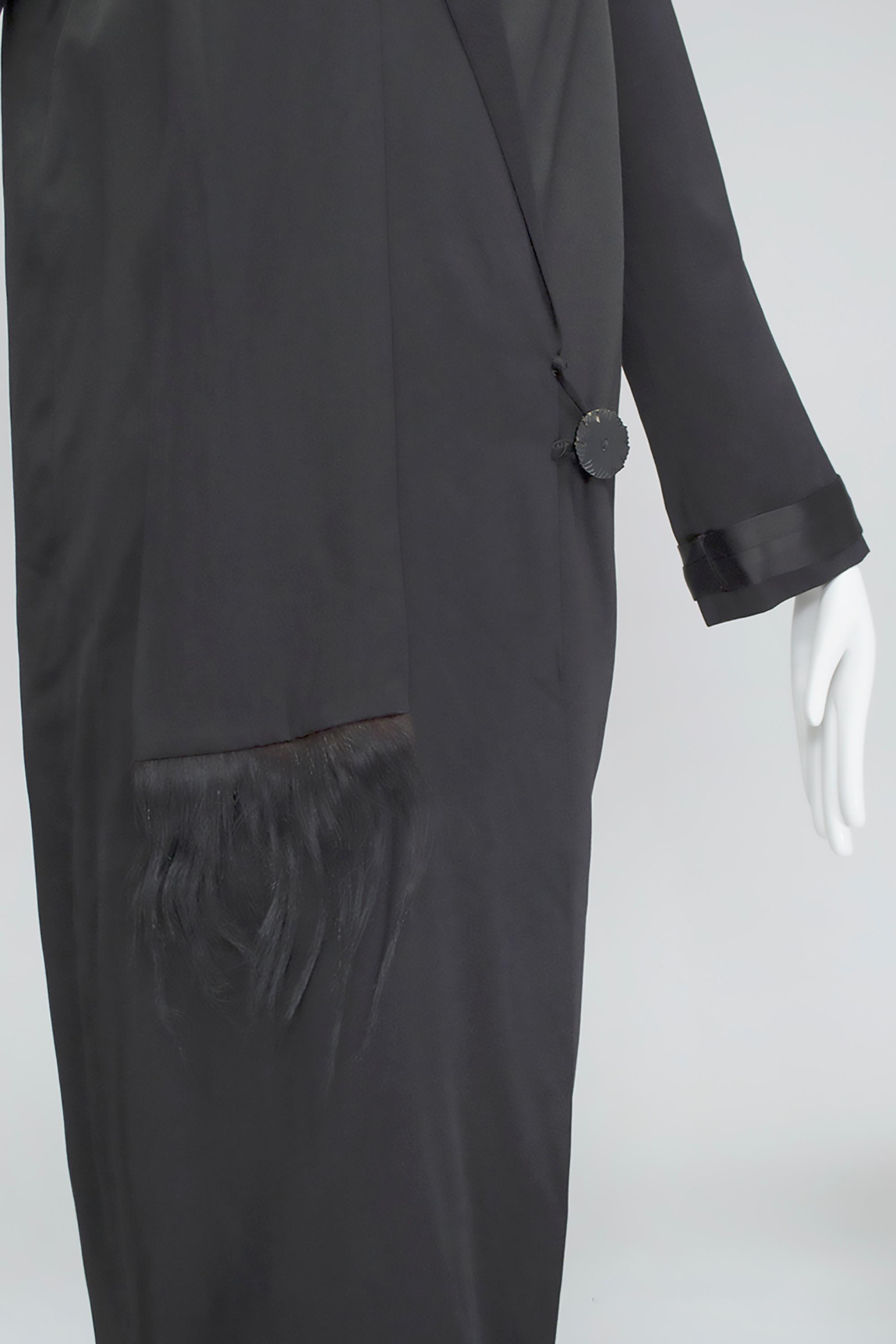 Black Satin Wrapping Cocoon Flapper Coat with Eyelash Fringe Sash – XS, 1920s For Sale 5