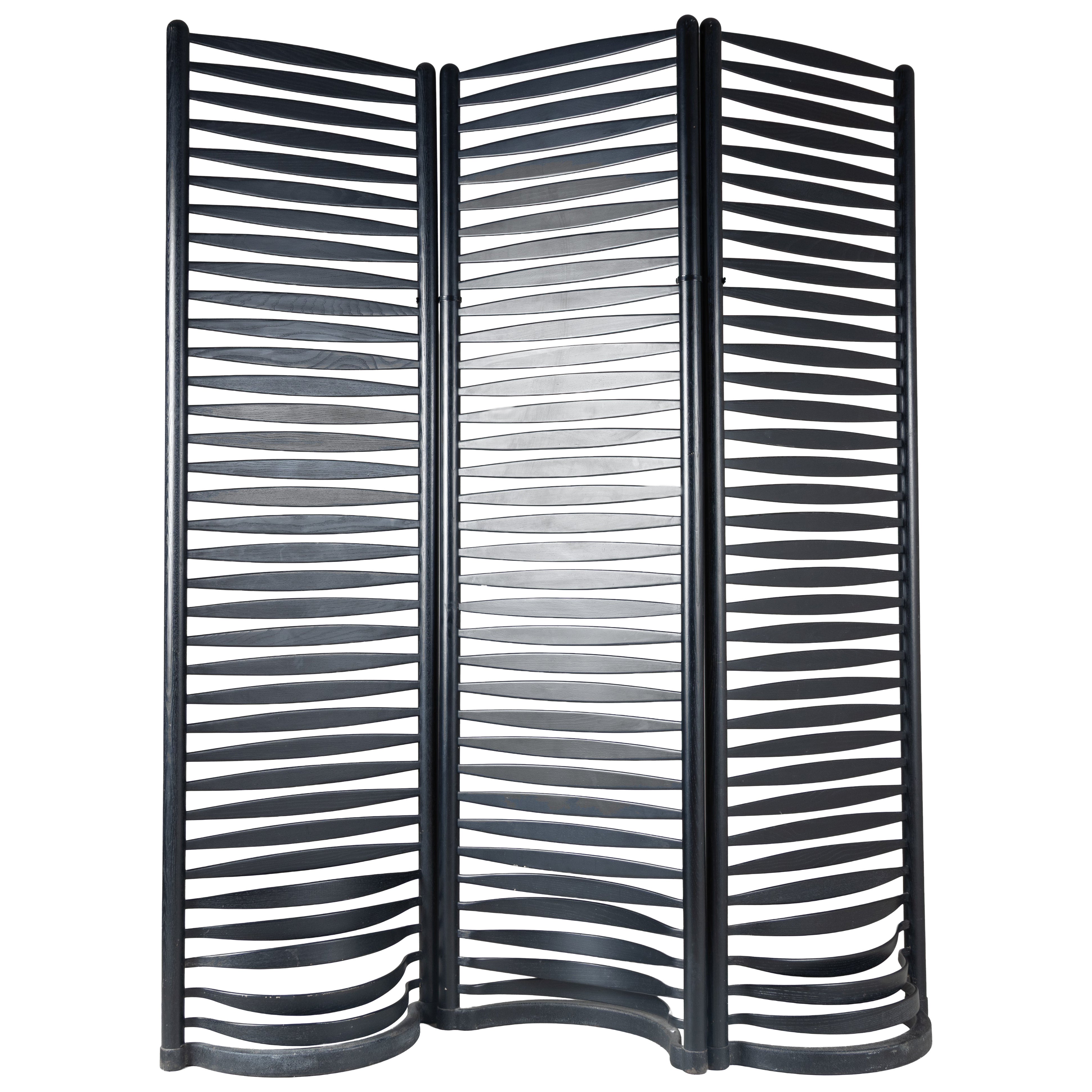 Pantalla negra diseñada por Massimo Morozzi para Mazzei en 1986 en venta