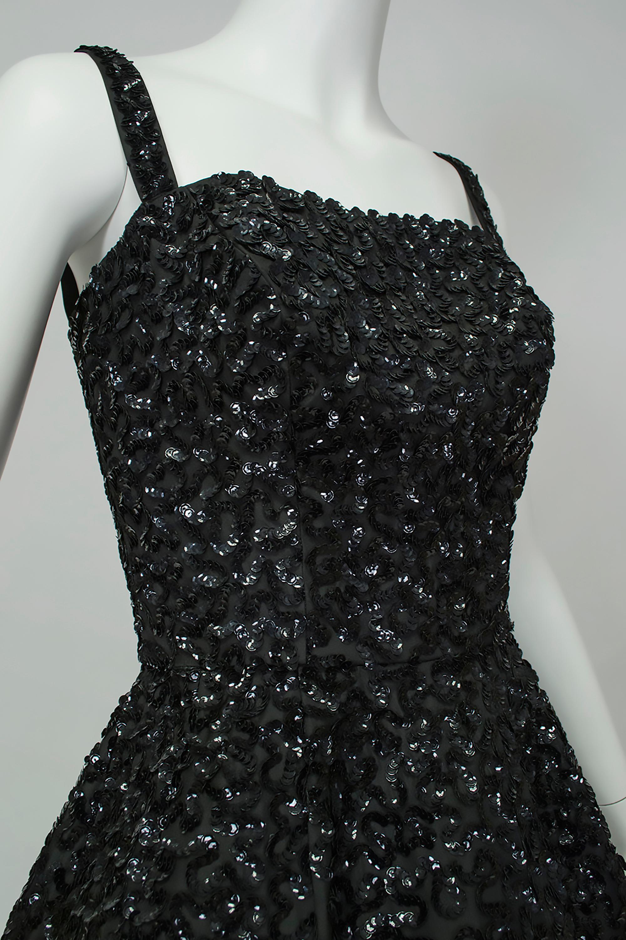 Nero *Dimensioni più grandi* Pavé Sequin Starry Night Abito a cerchio senza maniche - M, anni '50 in vendita 1