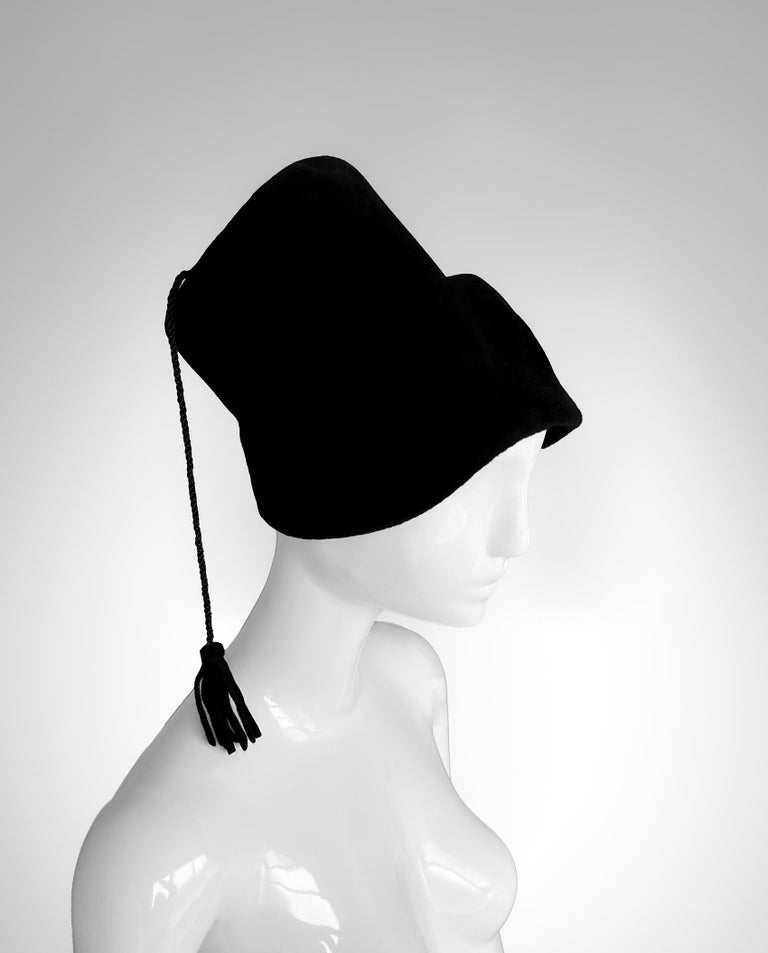 Black Sculptural Velvet Hat Philippe Model Paris Avant Garde  display picture 1