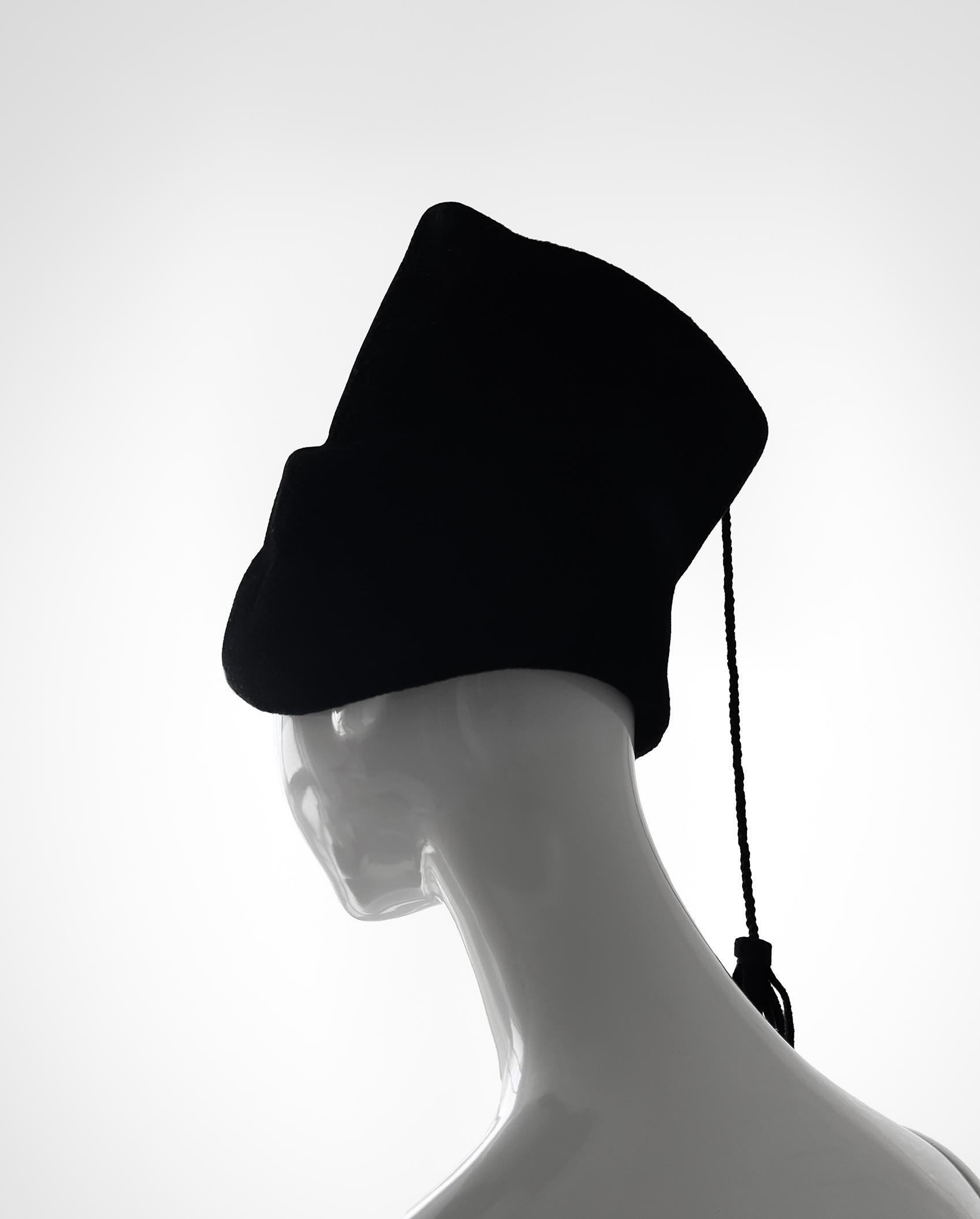 Black Sculptural Velvet Hat Philippe Model Paris Avant Garde For Sale 1