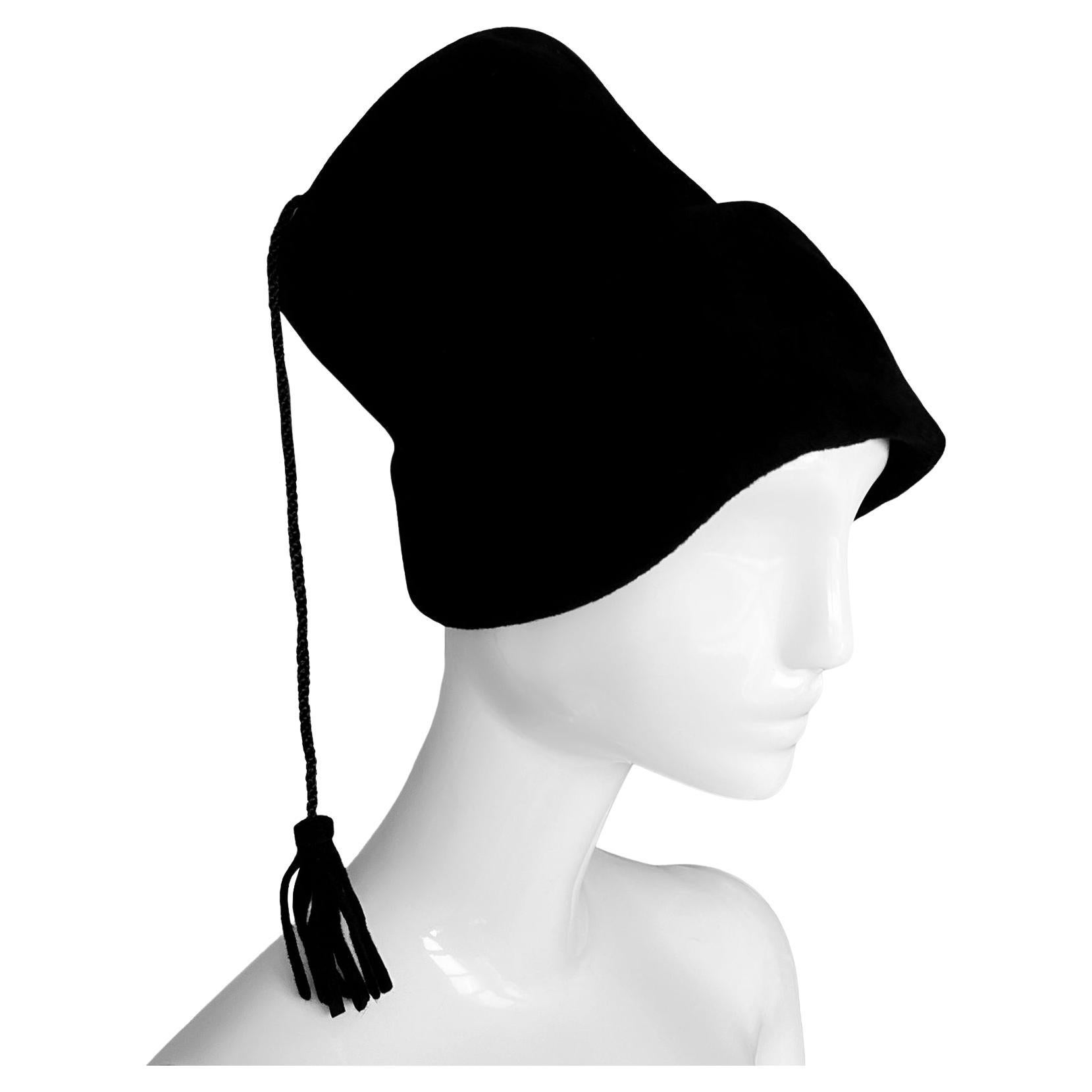 Black Sculptural Velvet Hat Philippe Model Paris Avant Garde For Sale