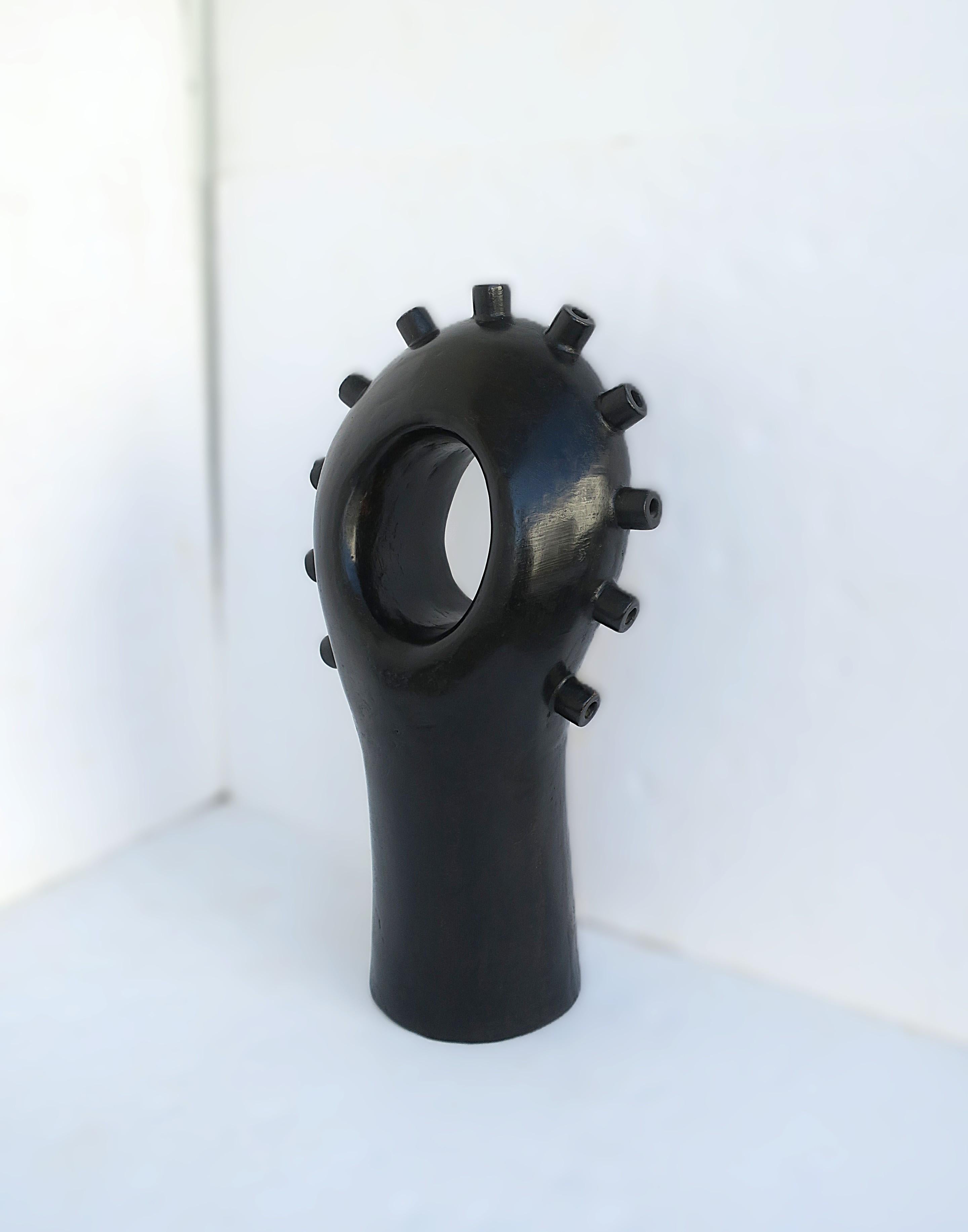 Moderno Scultura nera in vendita