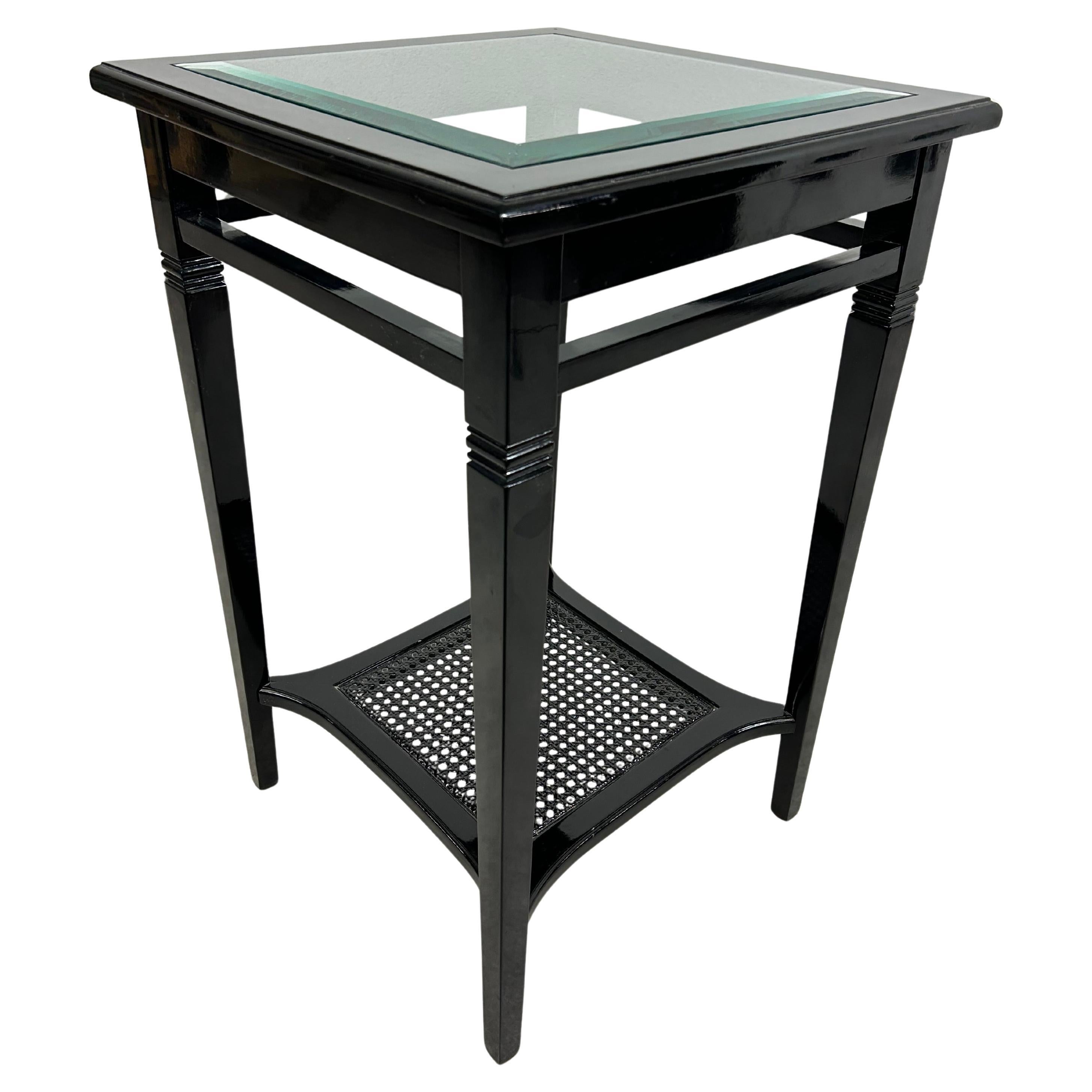 Black secession side table